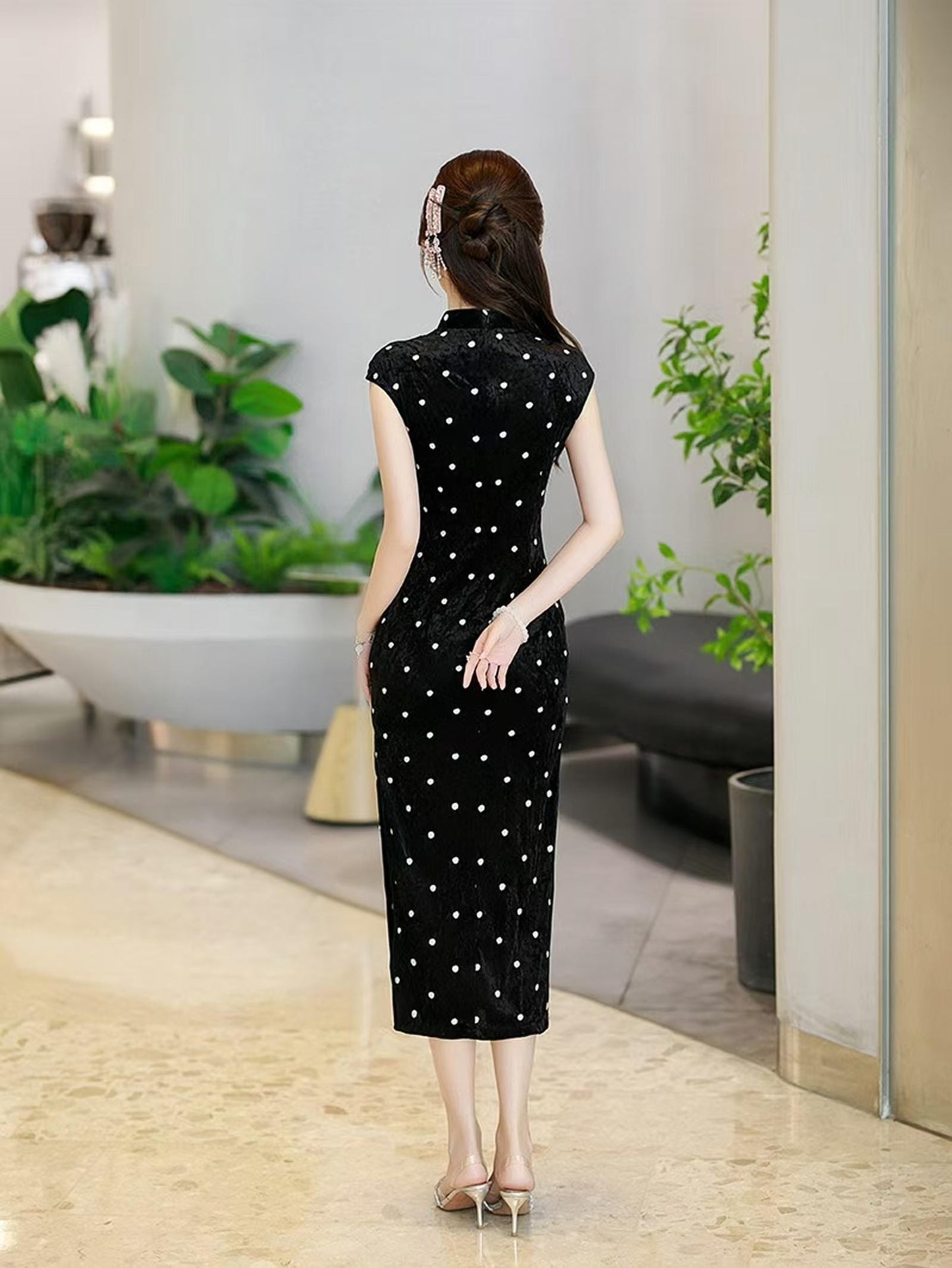 Qipao de terciopelo negro con lunares, Vestido chino, Cheongsam largo elegante, Vestido de fiesta asiático vintage, formal, Ceremonia del Té