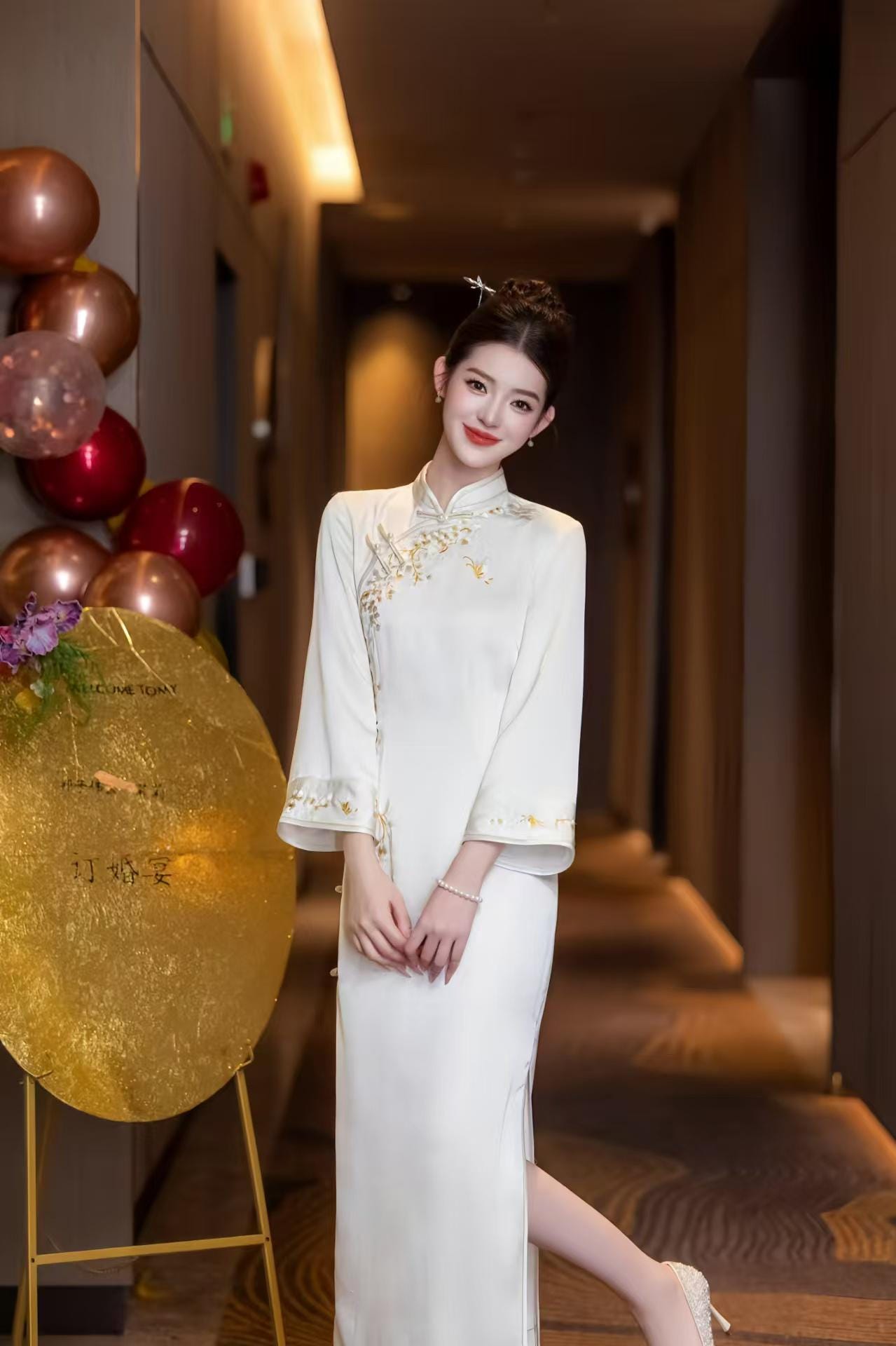 Vestido Qipao de Satén Blanco, Cheongsam Bordado de Perlas,Boda Oriental de Lujo, Elegante Vestido Midi Chino,Otoño Formal Asiático,regalo