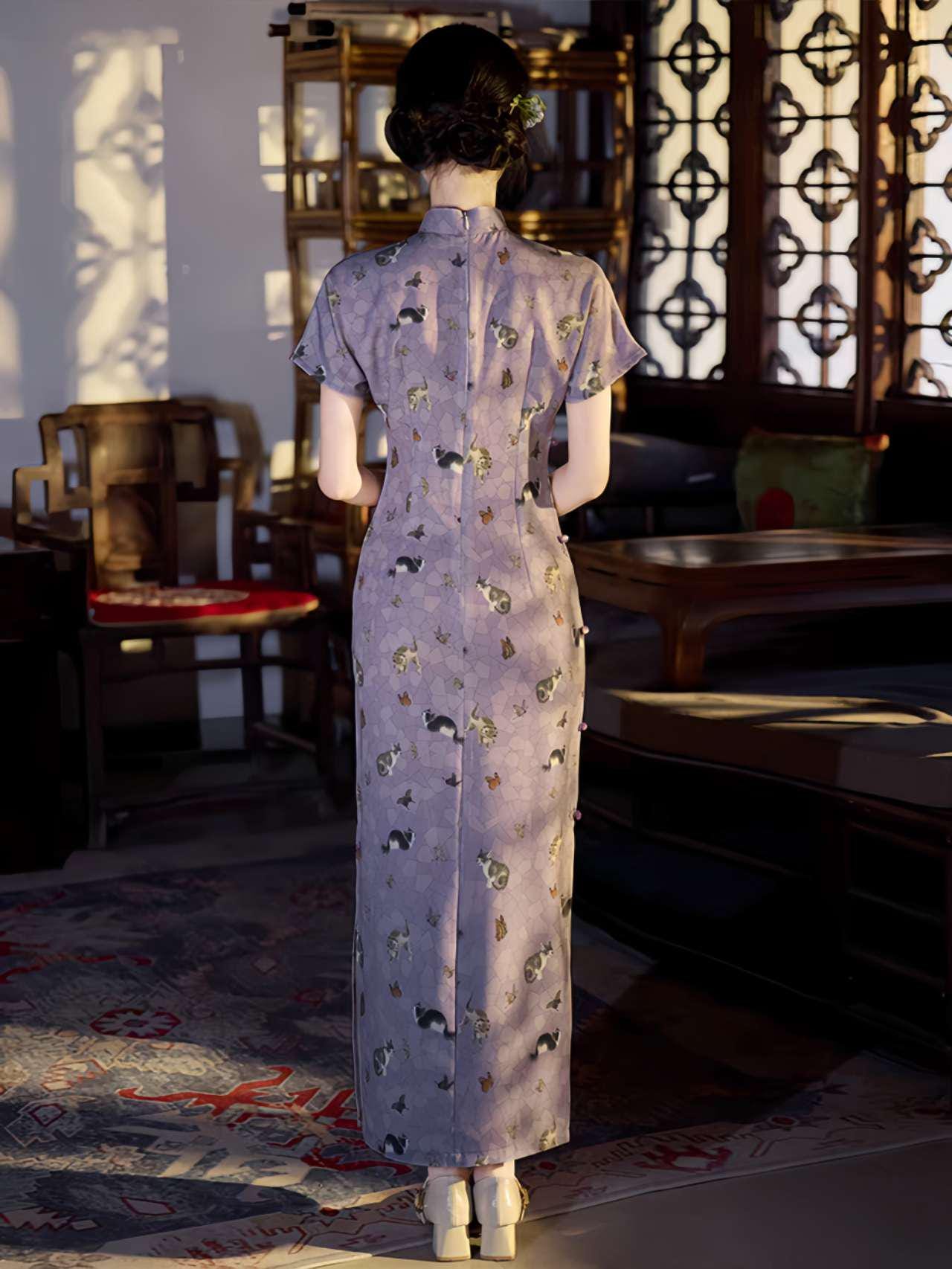 Cheongsam de Gato Morado, Qipao Chino Vintage, Regalo para Ella, Vestido de Té, Vestido Asiático Artístico, Qipao Elegante y Divertido