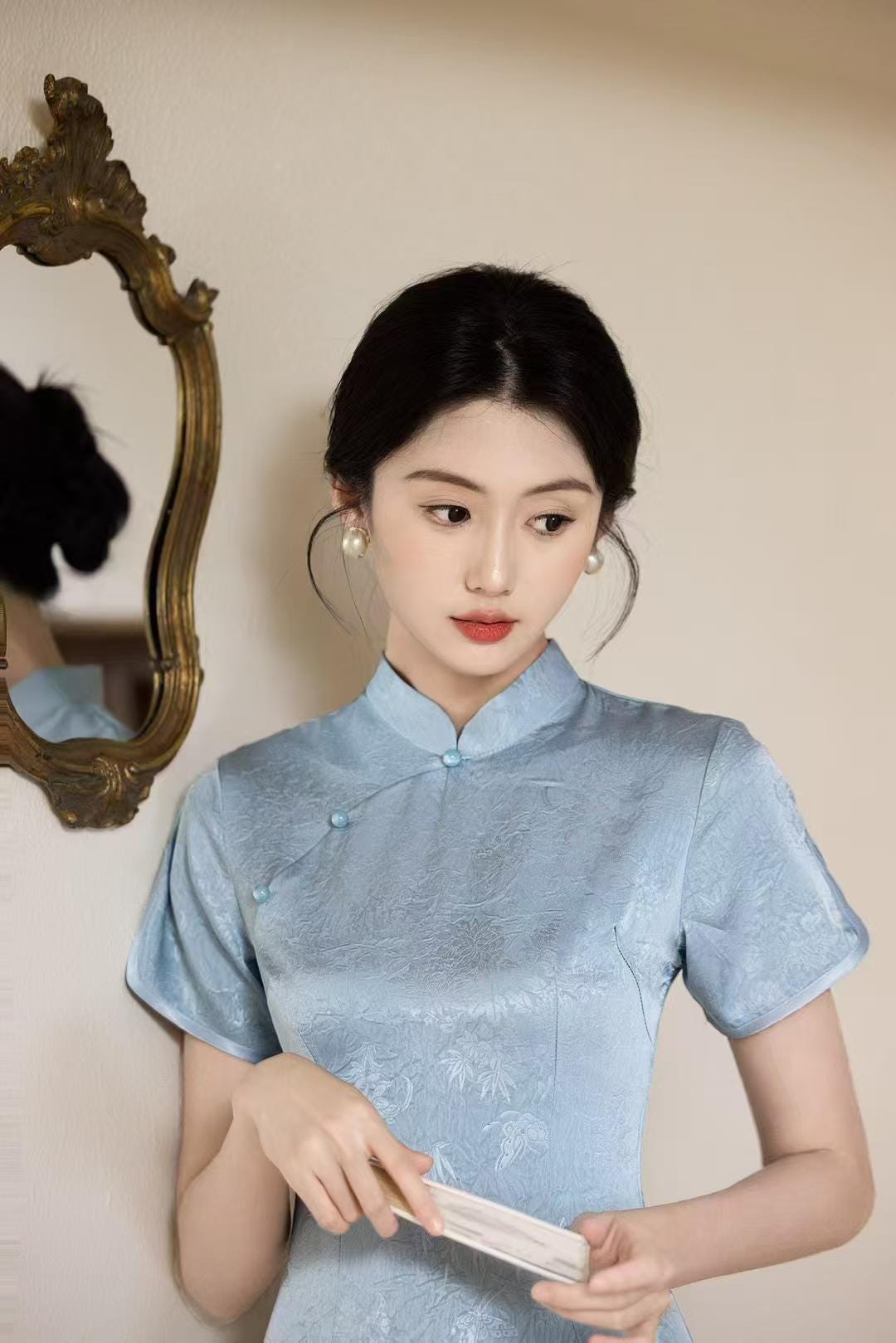 Vestido Qipao Brocado Azul, Elegante Cheongsam,Lujoso de Seda Jacquard,Oriental Claro,Invitada de Boda Estilo Chino, Traje de Verano,vintage