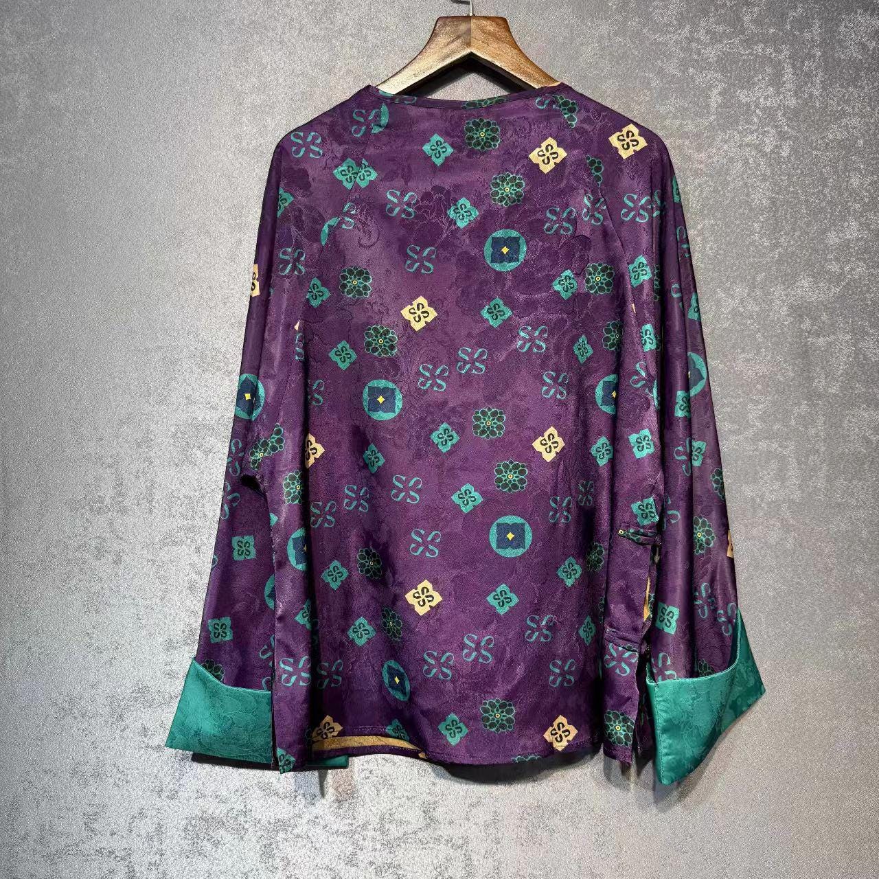 Top de seda, blusa china púrpura, camisa Hanfu vintage, ropa de herencia cultural, top boho holgado, blusa para trajes tradicionales, regalo