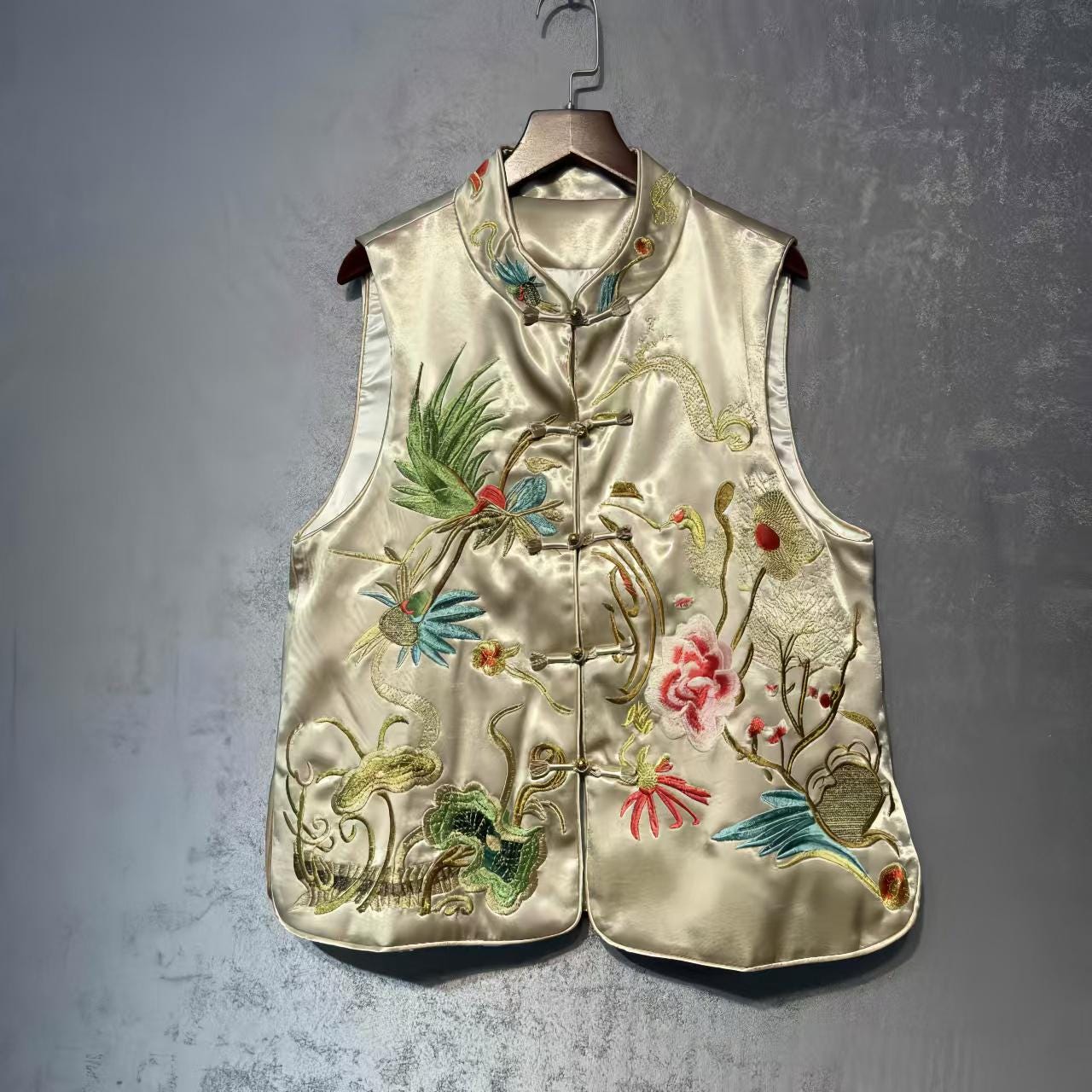 Chaleco Vintage Chino con Bordado Artesanal, Chaleco Estilo Hanfu con Flores y Aves, Regalo Único para Ella, Trabajo diario/Ceremonia del té