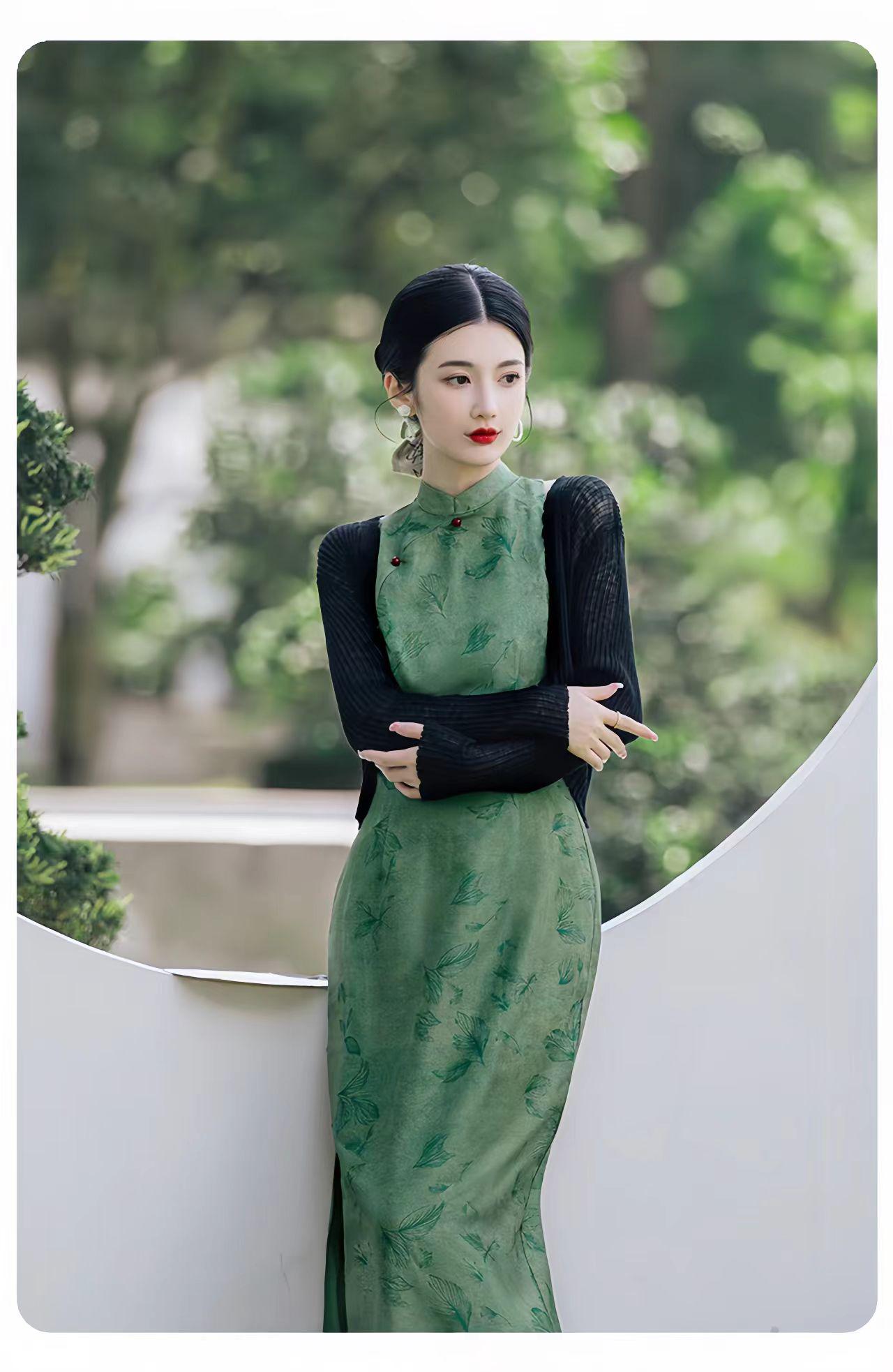 Elegante Conjunto de Vestido Qipao Verde, Conjunto Cheongsam Chino de Dos Piezas, Cheongsam Moderno para Oficina, Cultural Asian Tea Party