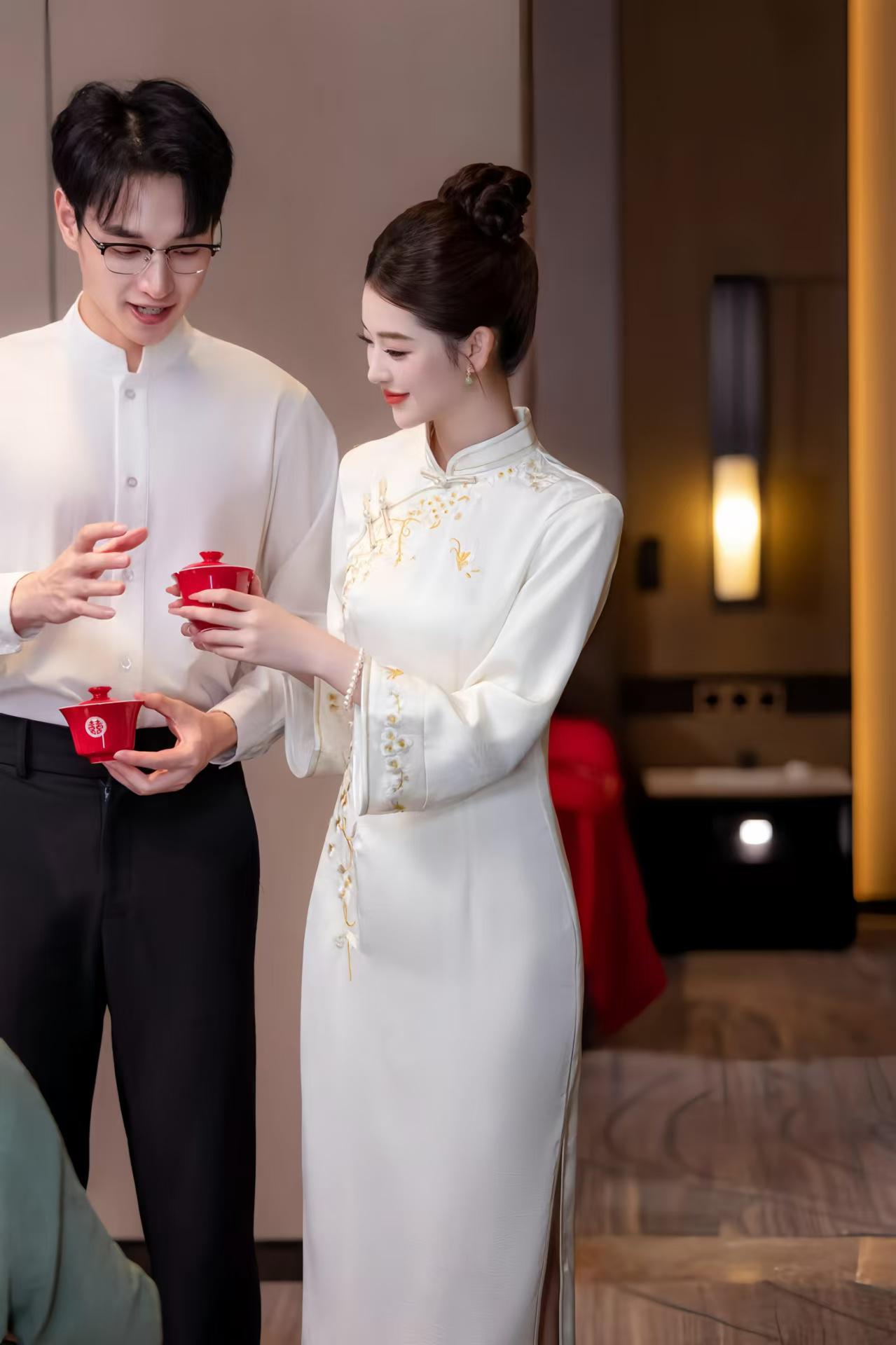 Vestido Qipao de Satén Blanco, Cheongsam Bordado de Perlas,Boda Oriental de Lujo, Elegante Vestido Midi Chino,Otoño Formal Asiático,regalo