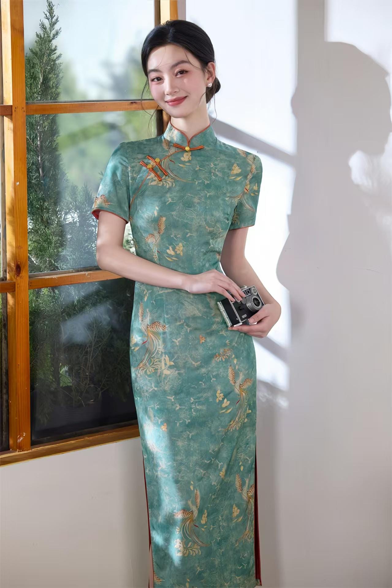 Elegante Qipao de Brocado, Cheongsam Verde, Vestido de Noche Estilo Asiático, Traje para Evento Cultural, Túnica Cheongsam Vintage, Moderno