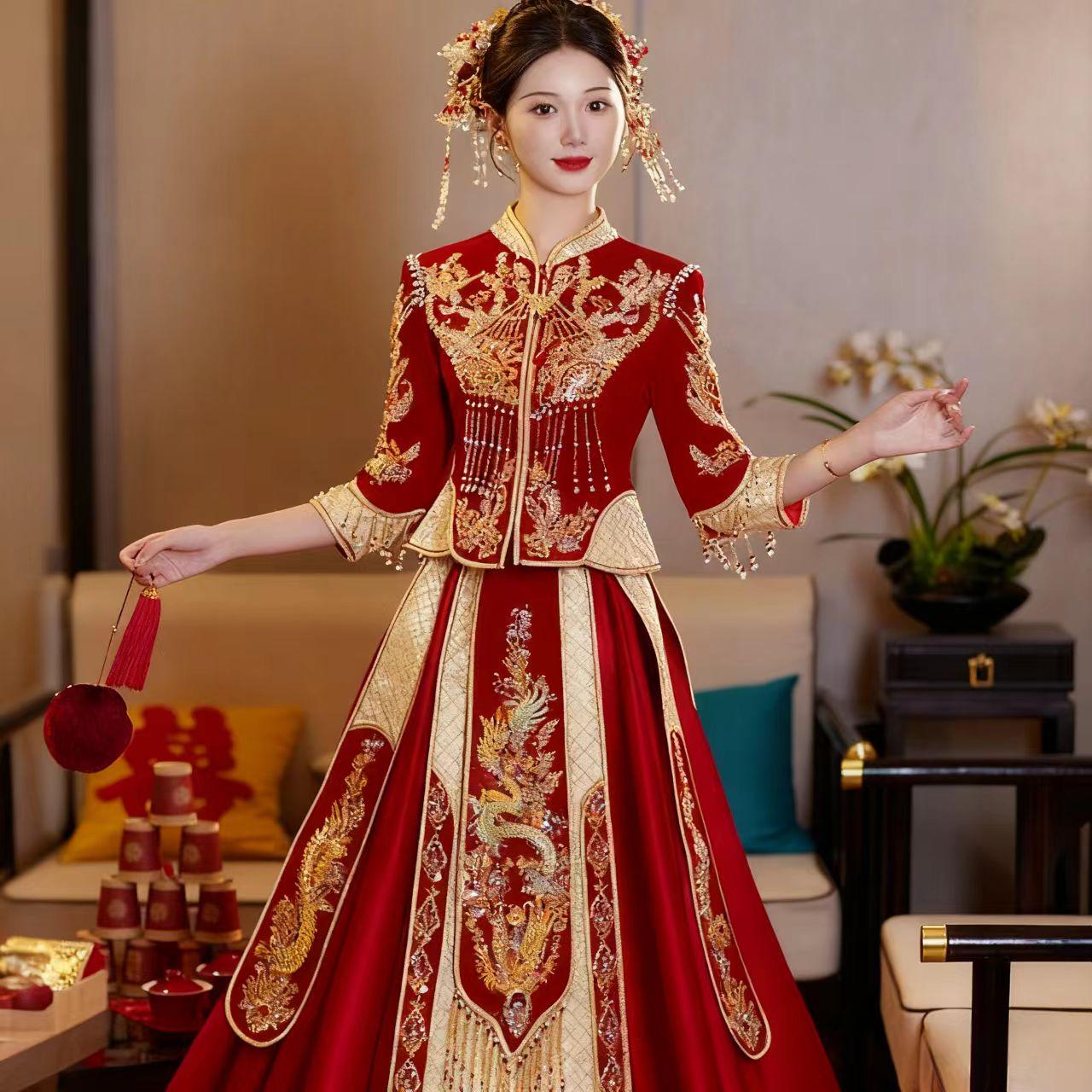 Red Gold Chinese Wedding Dress, Phoenix Dragon Embroidered Qun Kwa, Oriental Bride with Sequins Tassels, Traditional Cheongsam, Gift
