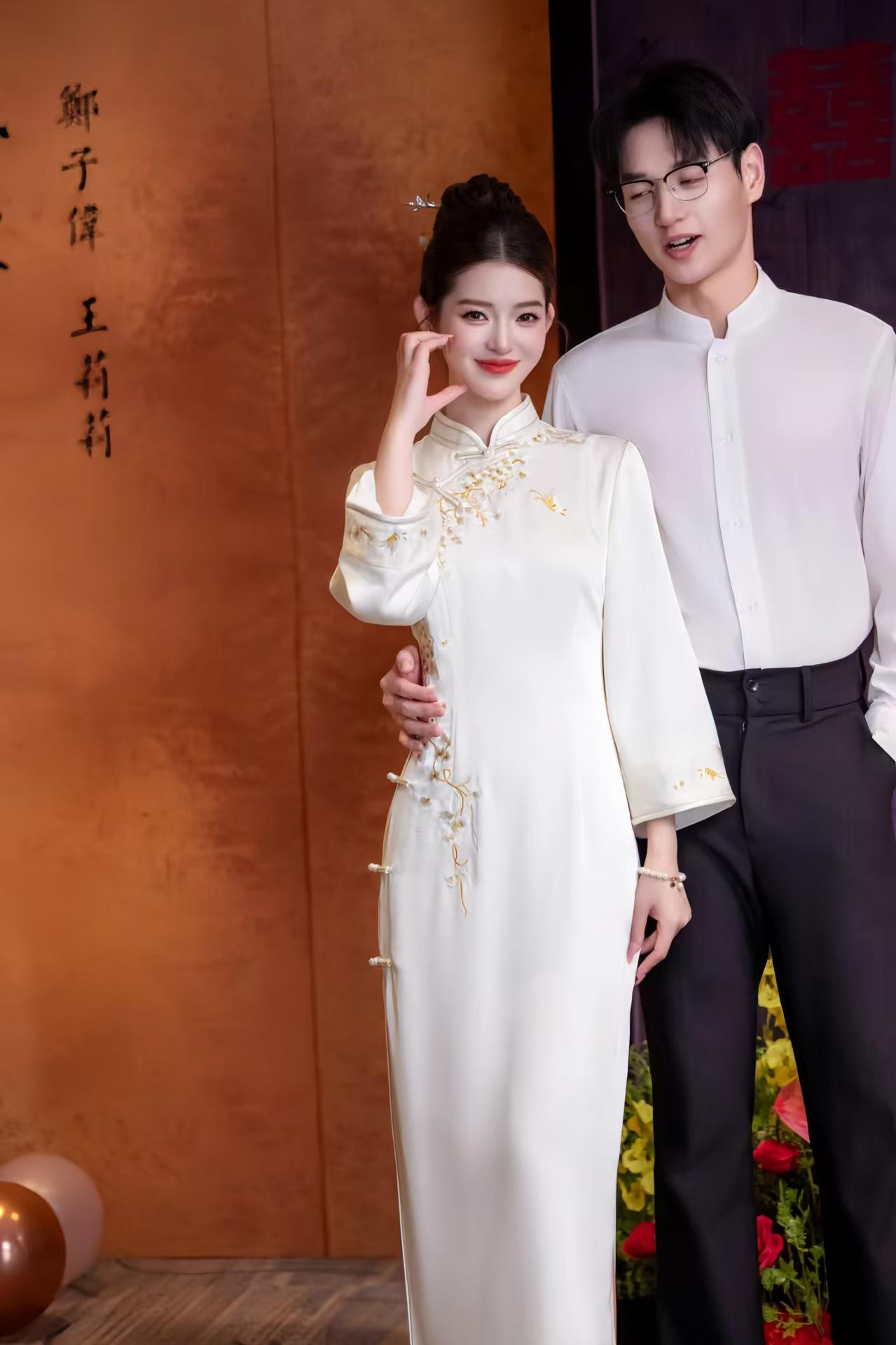 Vestido Qipao de Satén Blanco, Cheongsam Bordado de Perlas,Boda Oriental de Lujo, Elegante Vestido Midi Chino,Otoño Formal Asiático,regalo