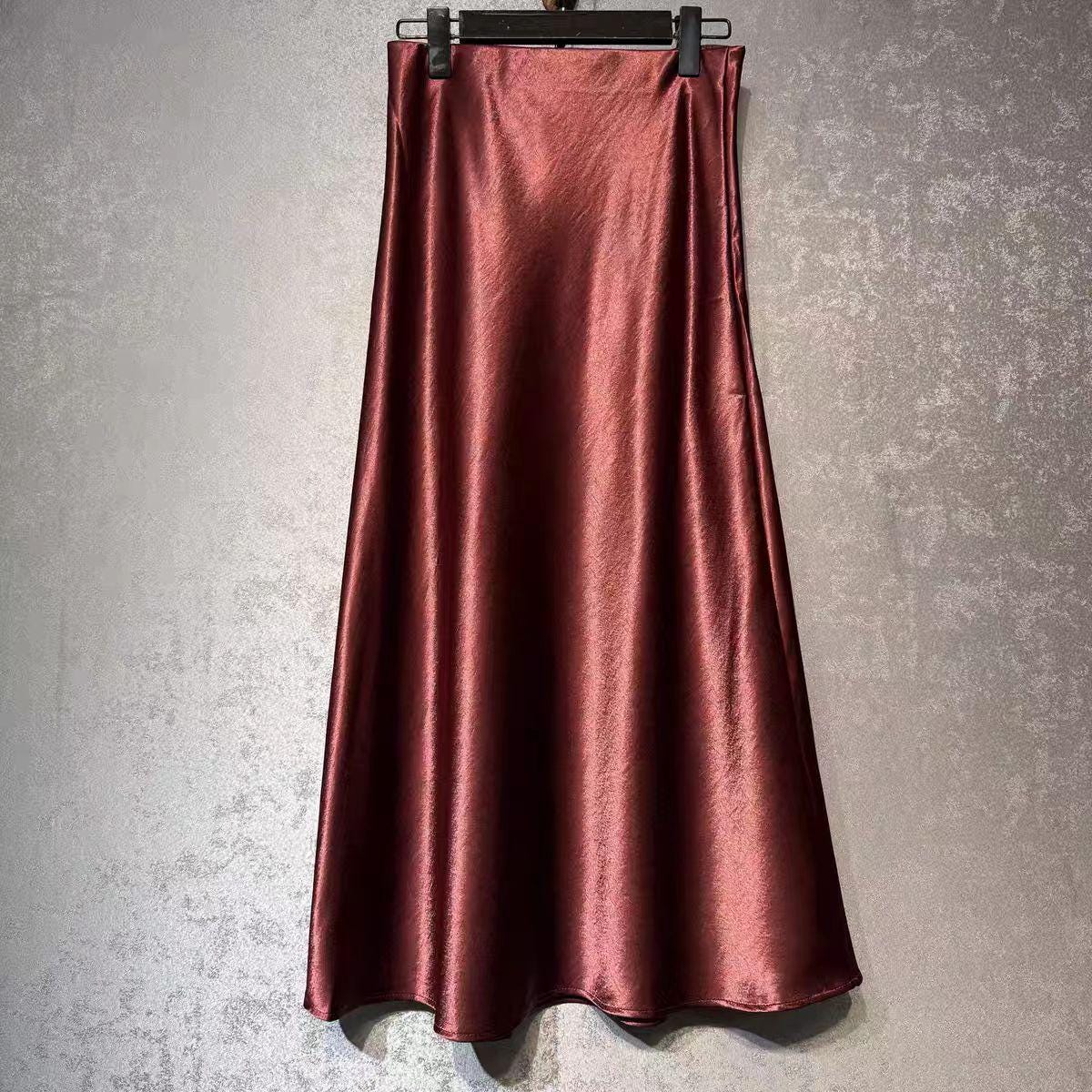 Falda Midi de Raso de Seda, Falda de Acetato con Dobladillo de Sirena, Elegante Maxi Falda Minimalista, Falda Estilo Parisino Intemporal