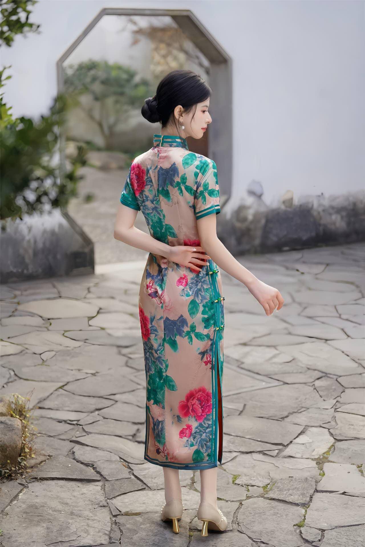 Floral Qipao, Vintage Chinese Cheongsam, Satin Dress, Asian Formal Dress, Tang Dynasty Inspired, Cultural Party Dress,