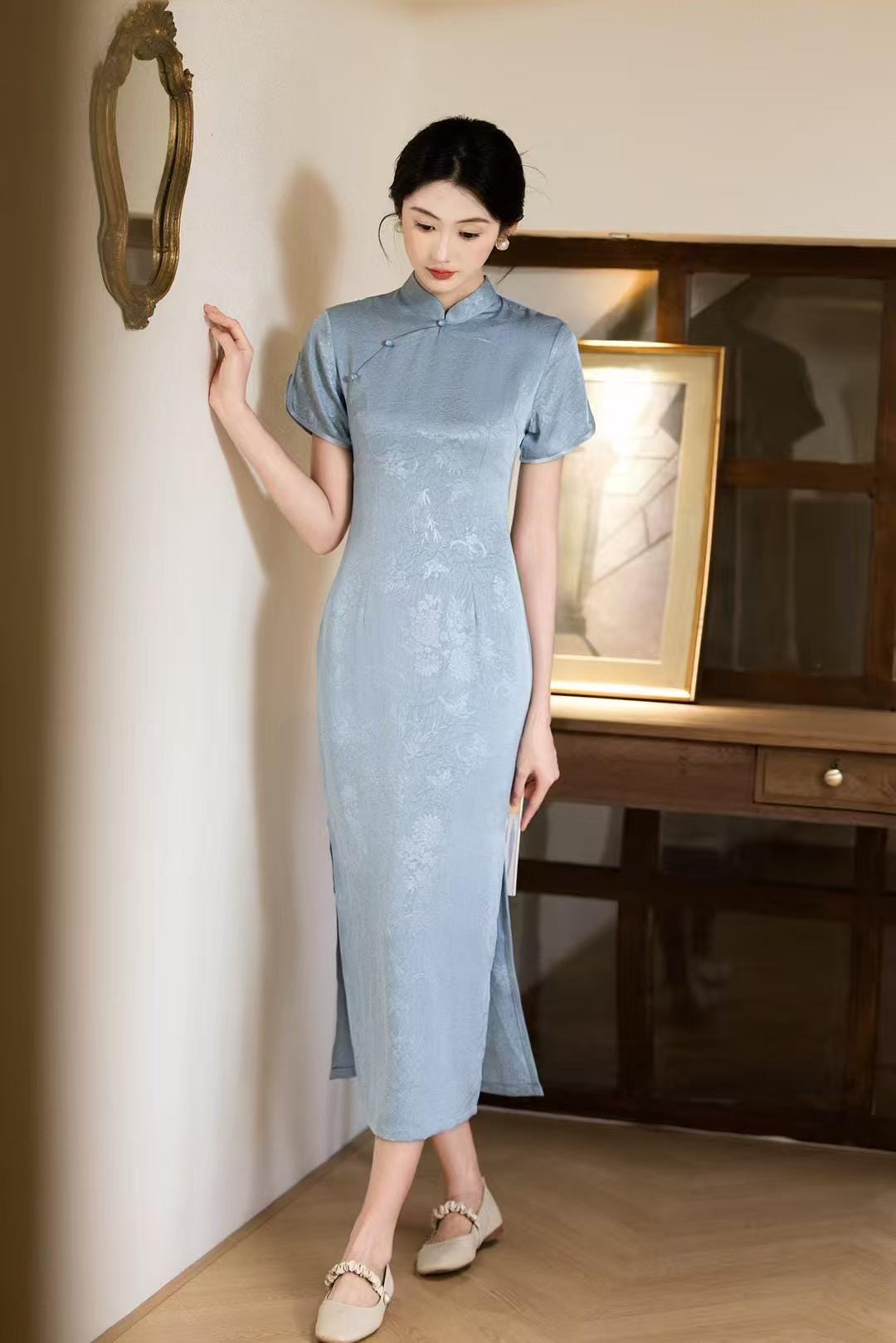 Vestido Qipao Brocado Azul, Elegante Cheongsam,Lujoso de Seda Jacquard,Oriental Claro,Invitada de Boda Estilo Chino, Traje de Verano,vintage