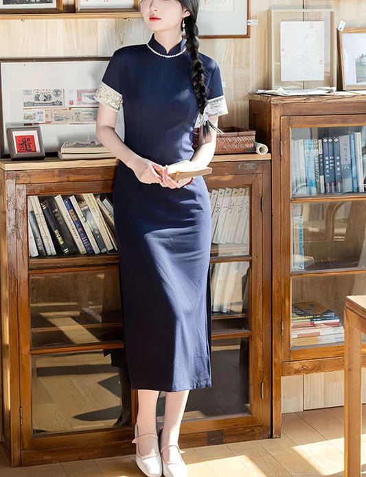 Cheongsam de lino azul - Cheongsam minimalista azul marino - Qipao de lino Tencel sostenible con puños bordados - Regalo chic para ella