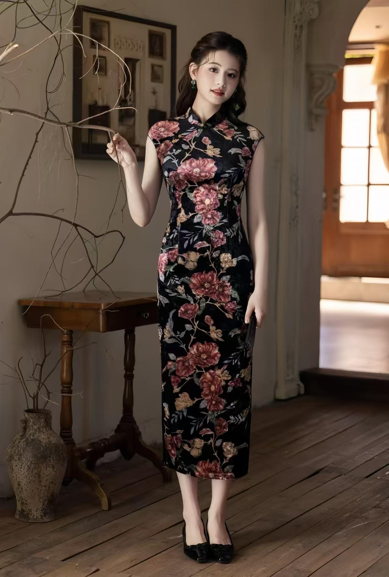 Black velvet qipao, floral print cheongsam, sleeveless Chinese dress, elegant vintage dress, autumn winter dress, gift