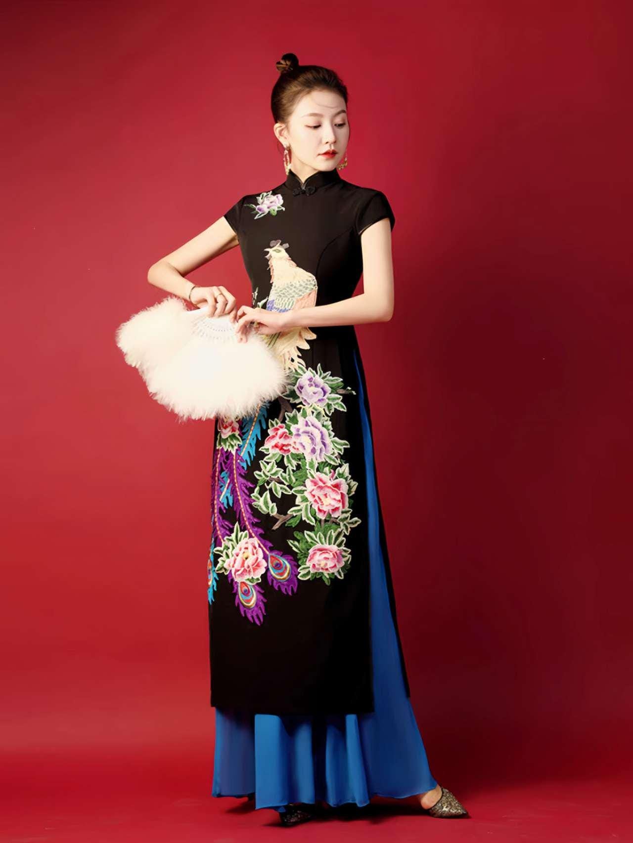 Vestido Ao Dai Qipao, Vestido Cheongsam Oriental, Vestido Bordado Pavo Real, Vestido de Noche Vintage Asiático, Vestido Estilo Vietnamita