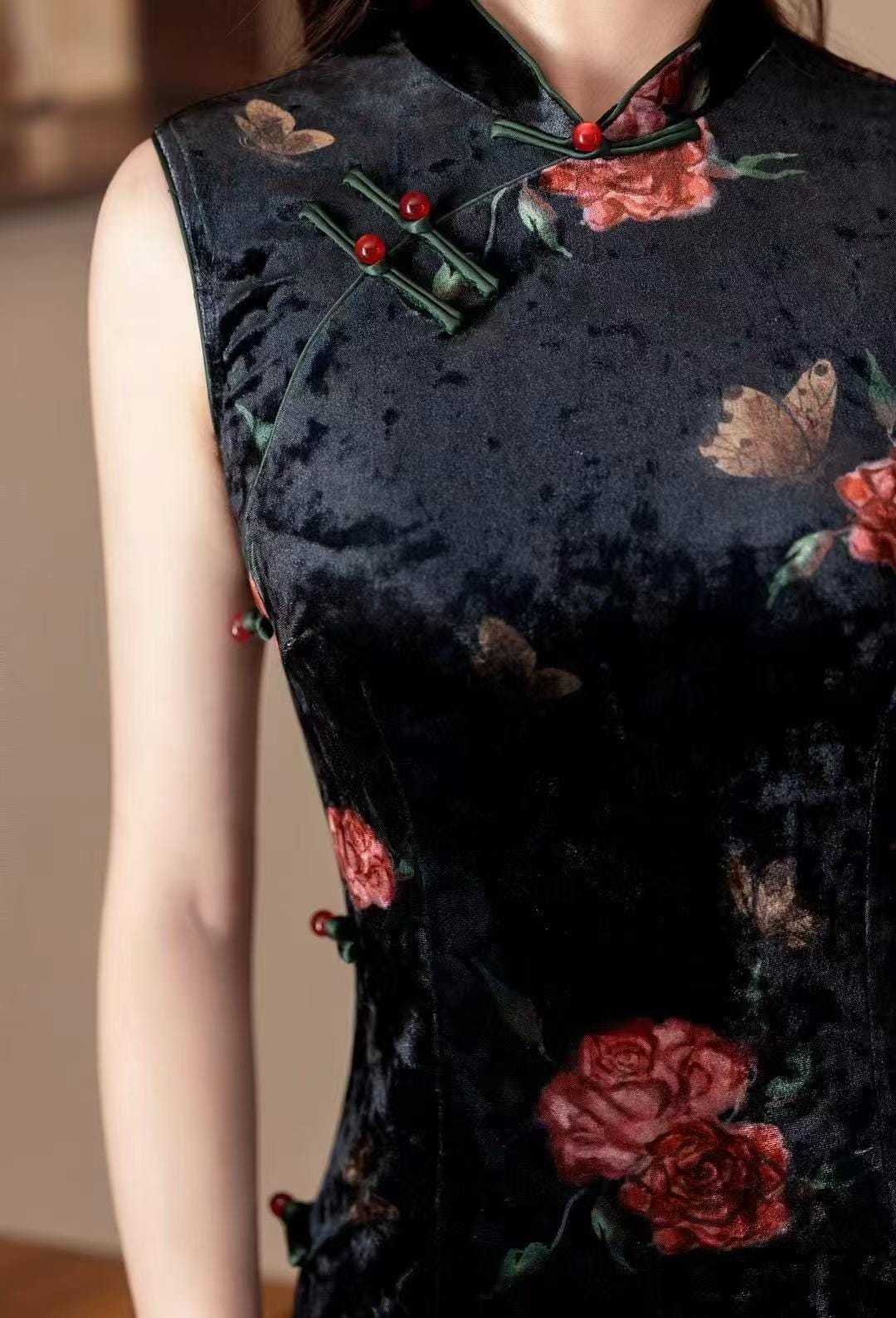 Black Velvet Qipao, Red Rose Floral Print Sleeveless Dress, Traditional Chinese Dress, Elegant Vintage Cheongsam
