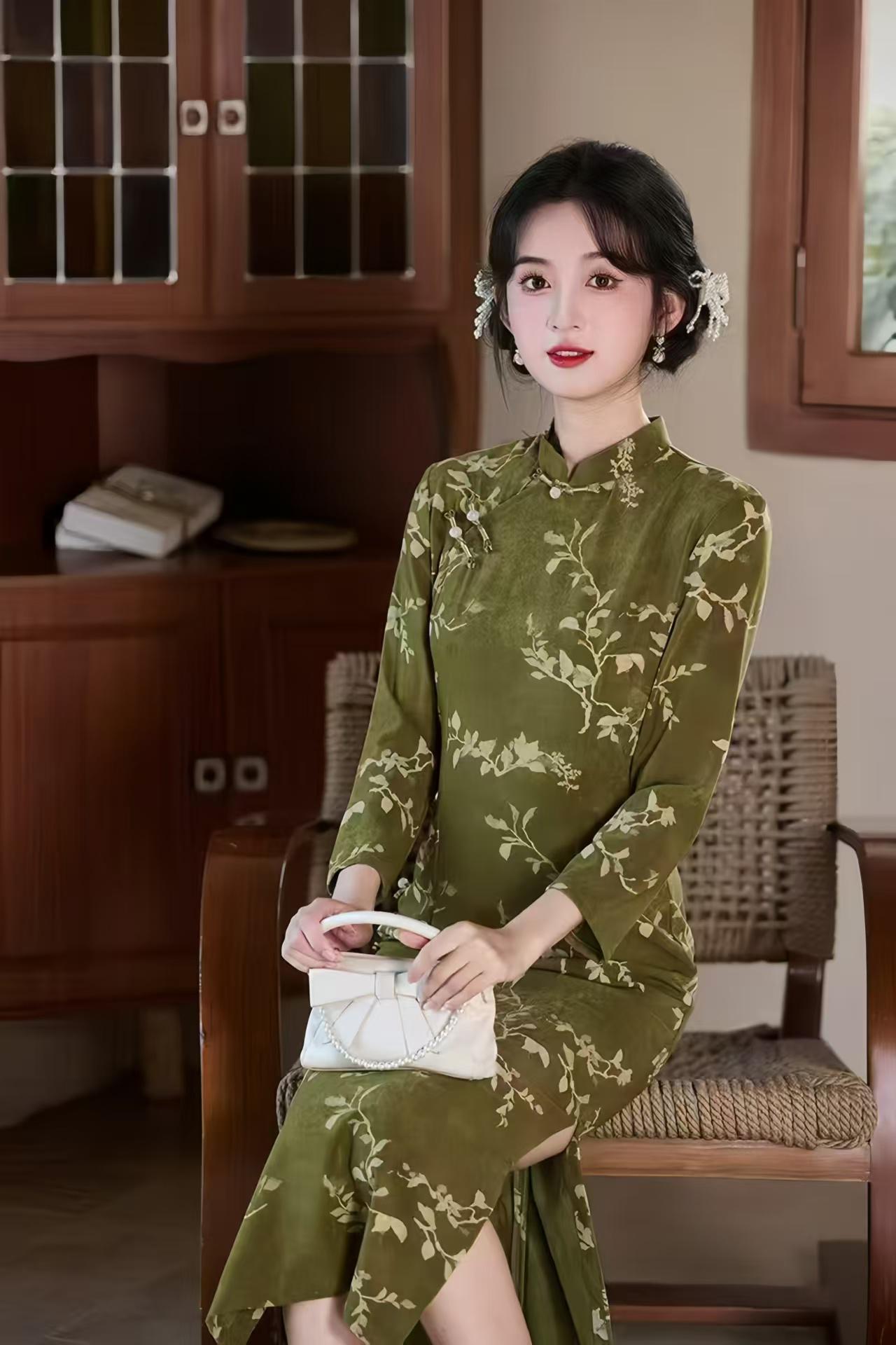 Green Qipao Dress, Autumn Cheongsam, Vintage Floral Suit, Long Sleeve, Formal Evening Party Wear, Traditional Chinese Fashion