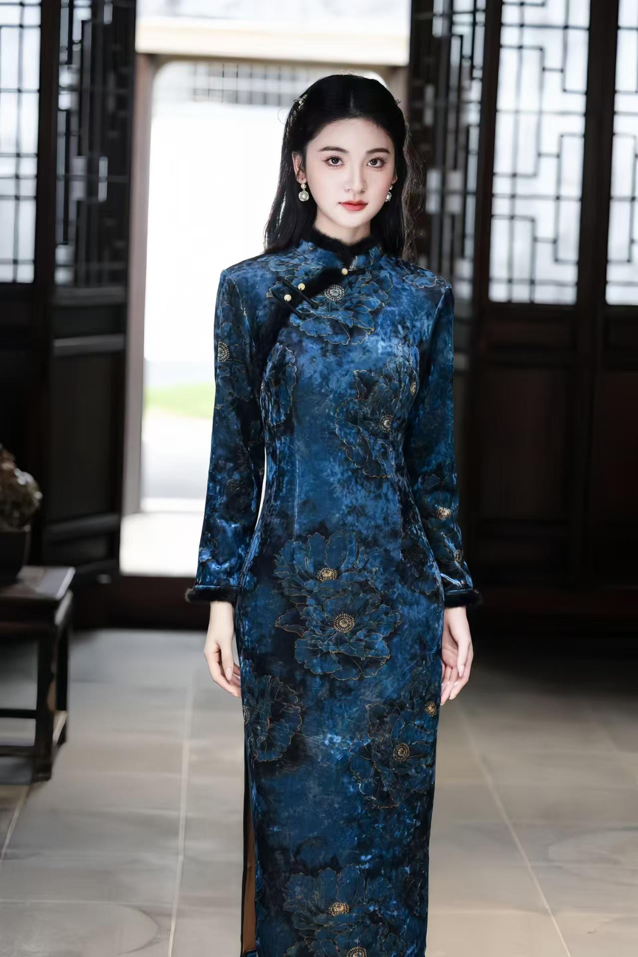 Blue velvet qipao with peony print, long-sleeved winter cheongsam with pearl frog buttons, autumn dress, gift