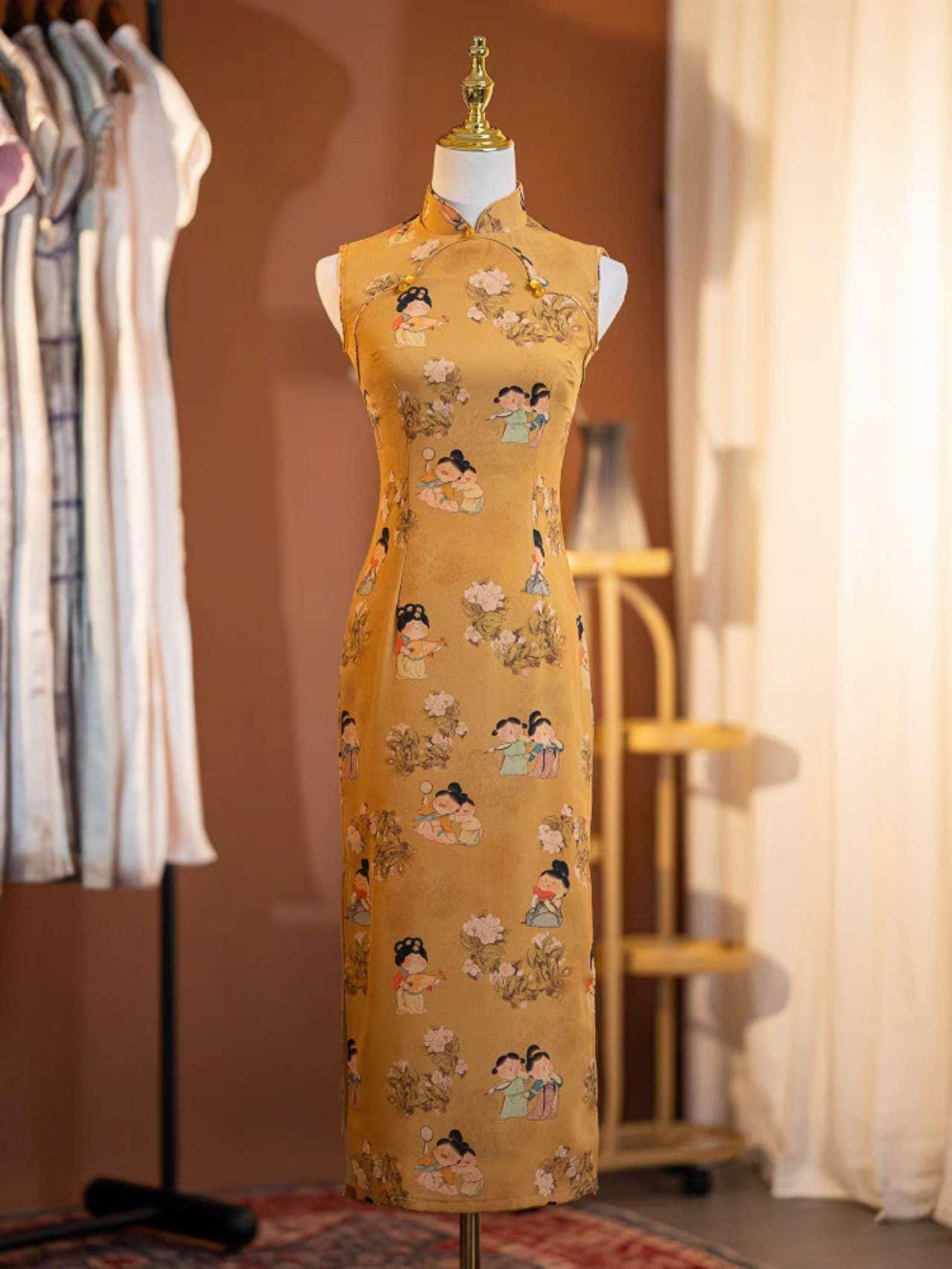 Retro cheongsam dress, long qipao with Chinese patterns, vintage artistic dress, gift for mom, elegant vintage tea dress