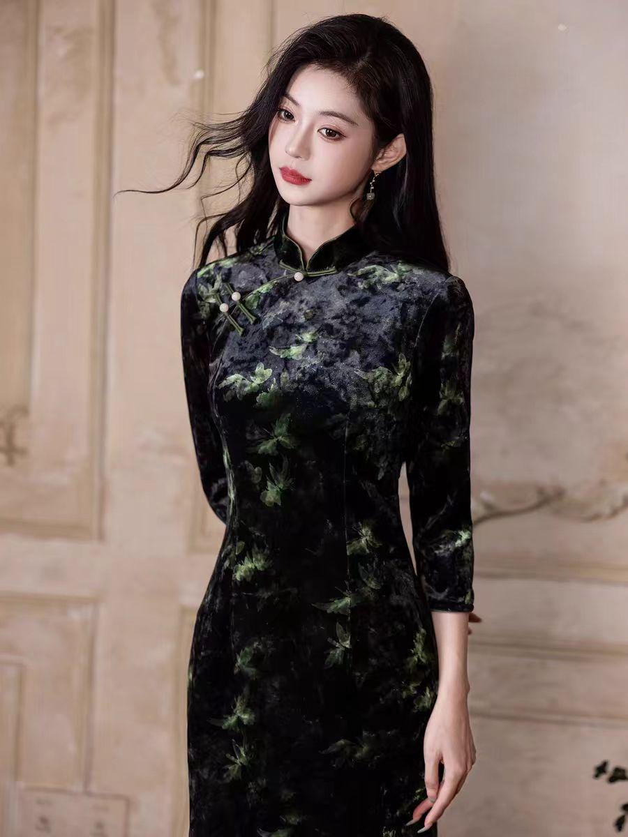 Chinese Velvet Qipao Dress, Vintage Black Cheongsam with Green Leaf Print, Elegant Long Sleeve Oriental Dress, Gift