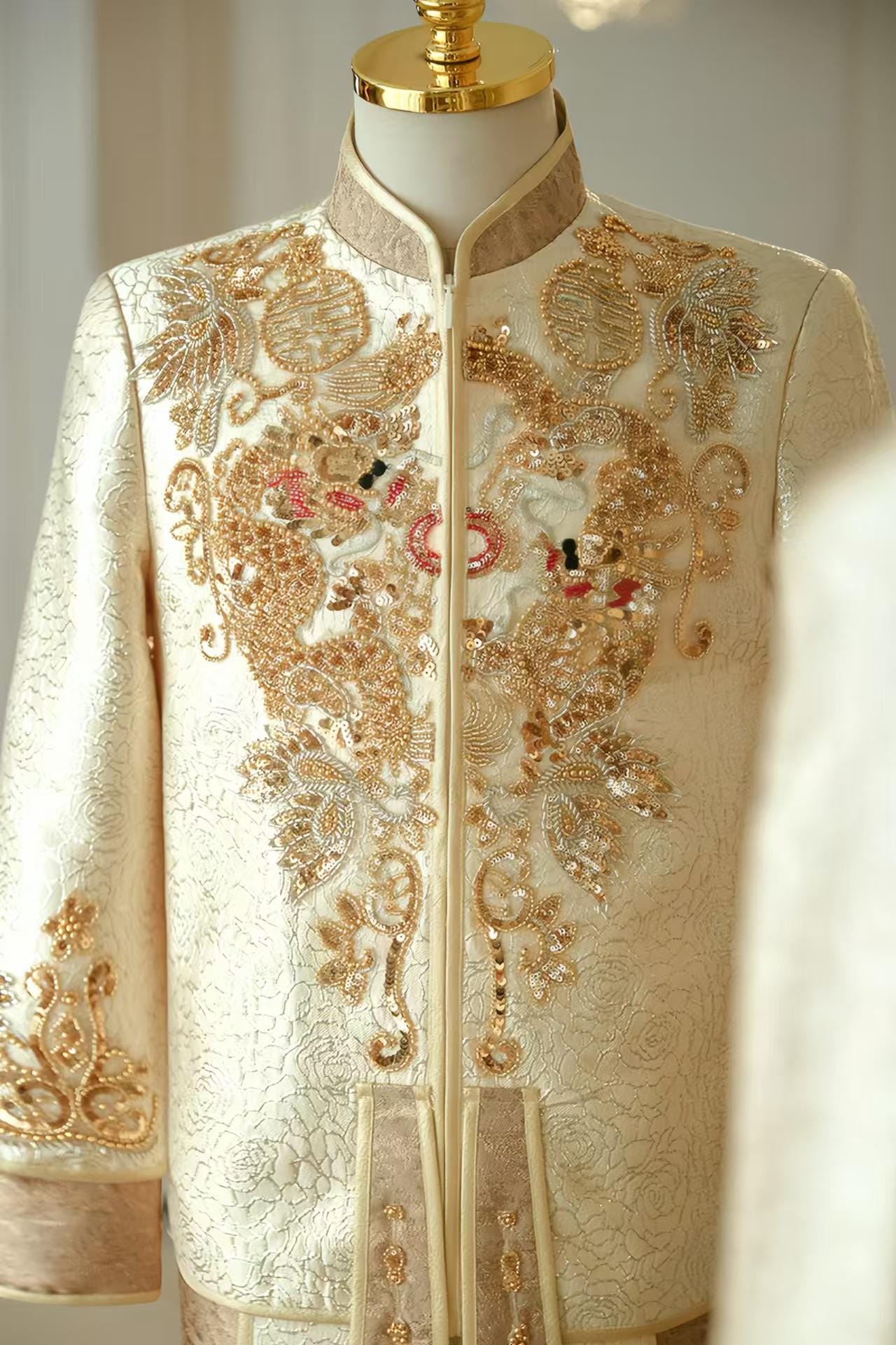 Dragon and Phoenix Embroidered Wedding Dress, Chinese Silk Brocade Groom Suit, Luxury Traditional Wedding Dress, Long-Sleeved Wedding Dress