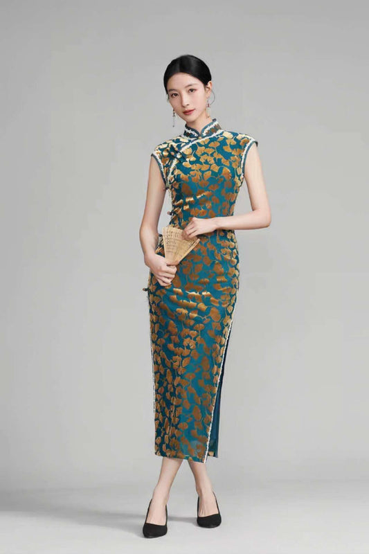 Cheongsam de Terciopelo Verde, Vestido Qipao Floral Dorado,  Vestido clásico de estilo chino, Elegante Vestido Chino Ginkgo, Formal Vintage