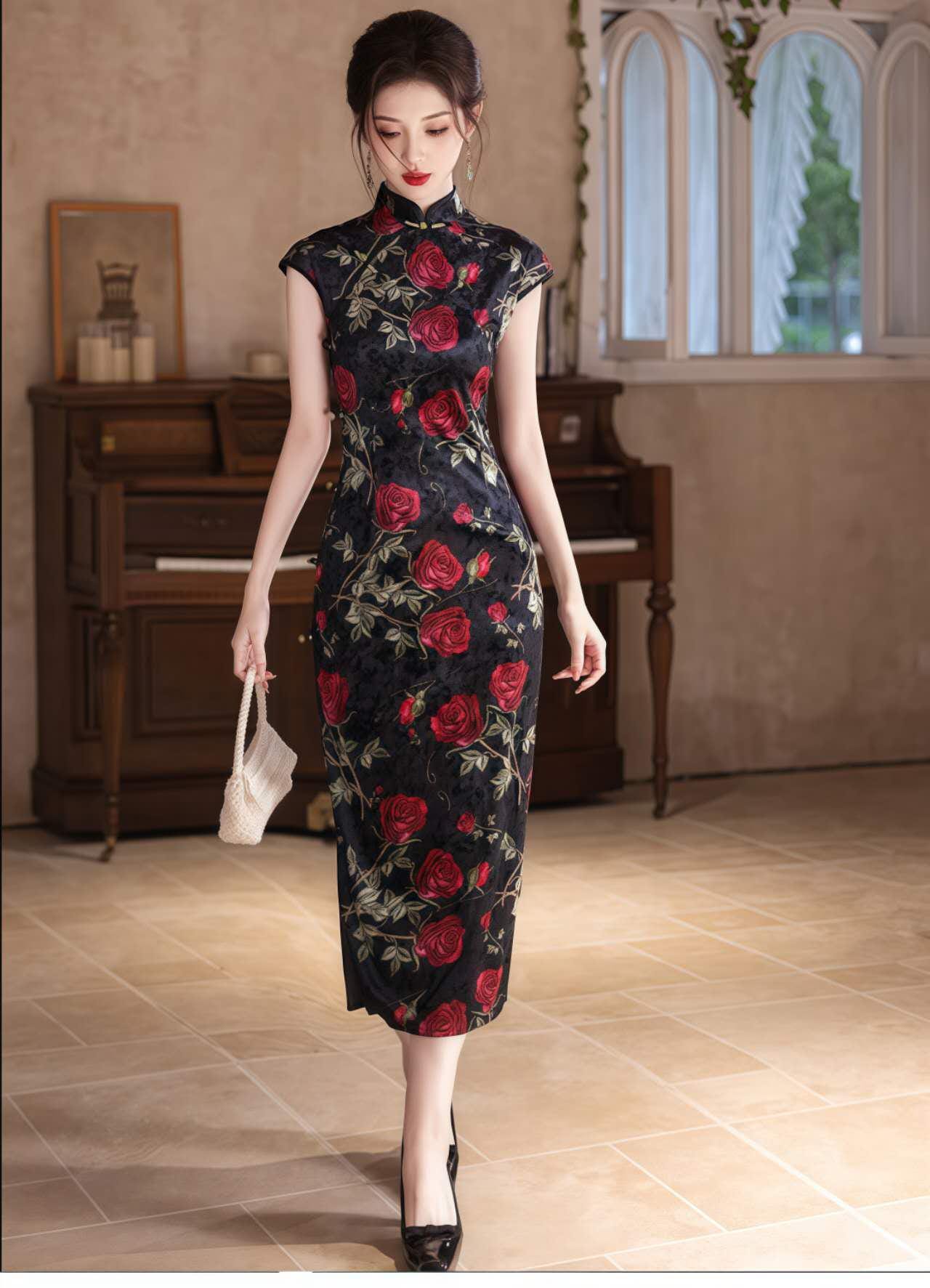 Elegante Vestido Qipao de Terciopelo Negro，Cheongsam Bordado Floral para Fiesta, Boda y Noche，ideal regalo para pareja
