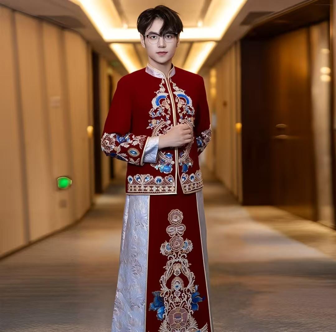 Luxury Chinese Wedding Robe, Vintage Red Silk Velvet Wedding Dress, Dragon Phoenix Embroidered Wedding Suit, Traditional Chinese Wedding