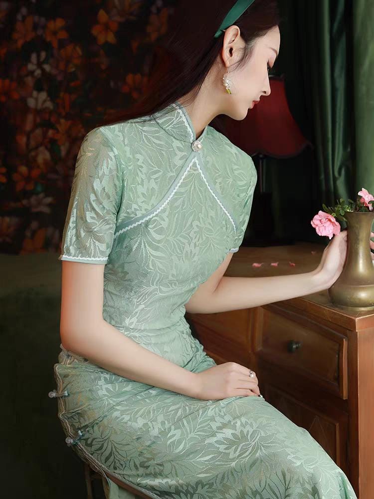 Green Lace Qipao Dress, Vintage Cheongsam, Elegant Chinese Evening Dress, Long Formal Dress, Oriental Wedding Guest Dress