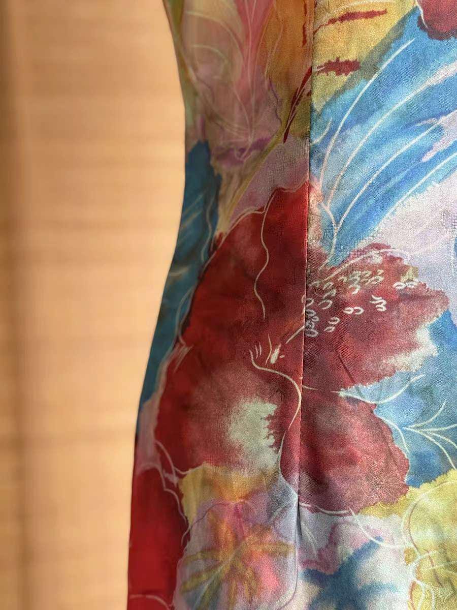 Atrevido Vestido Chino de Colores con Alegres Estampados,Summer Celebration Qipao, Energetic Oriental Dress ,Dopamine Style Cheongsam