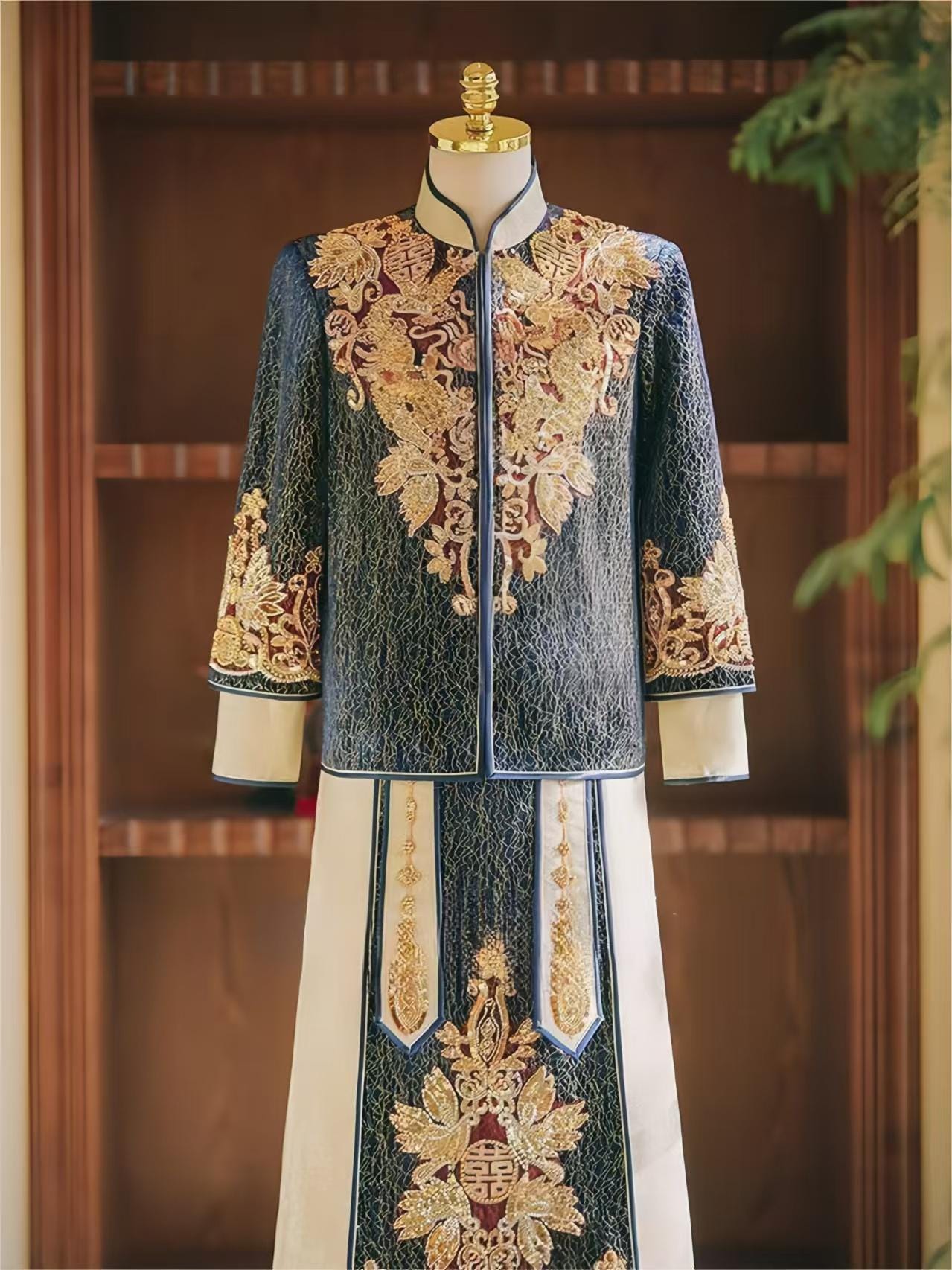 Chinese Groom Suit, Dragon and Phoenix Embroidered Groom Suit, Traditional Silk Brocade Groom Suit, Long-Sleeved Luxury Wedding, Gift