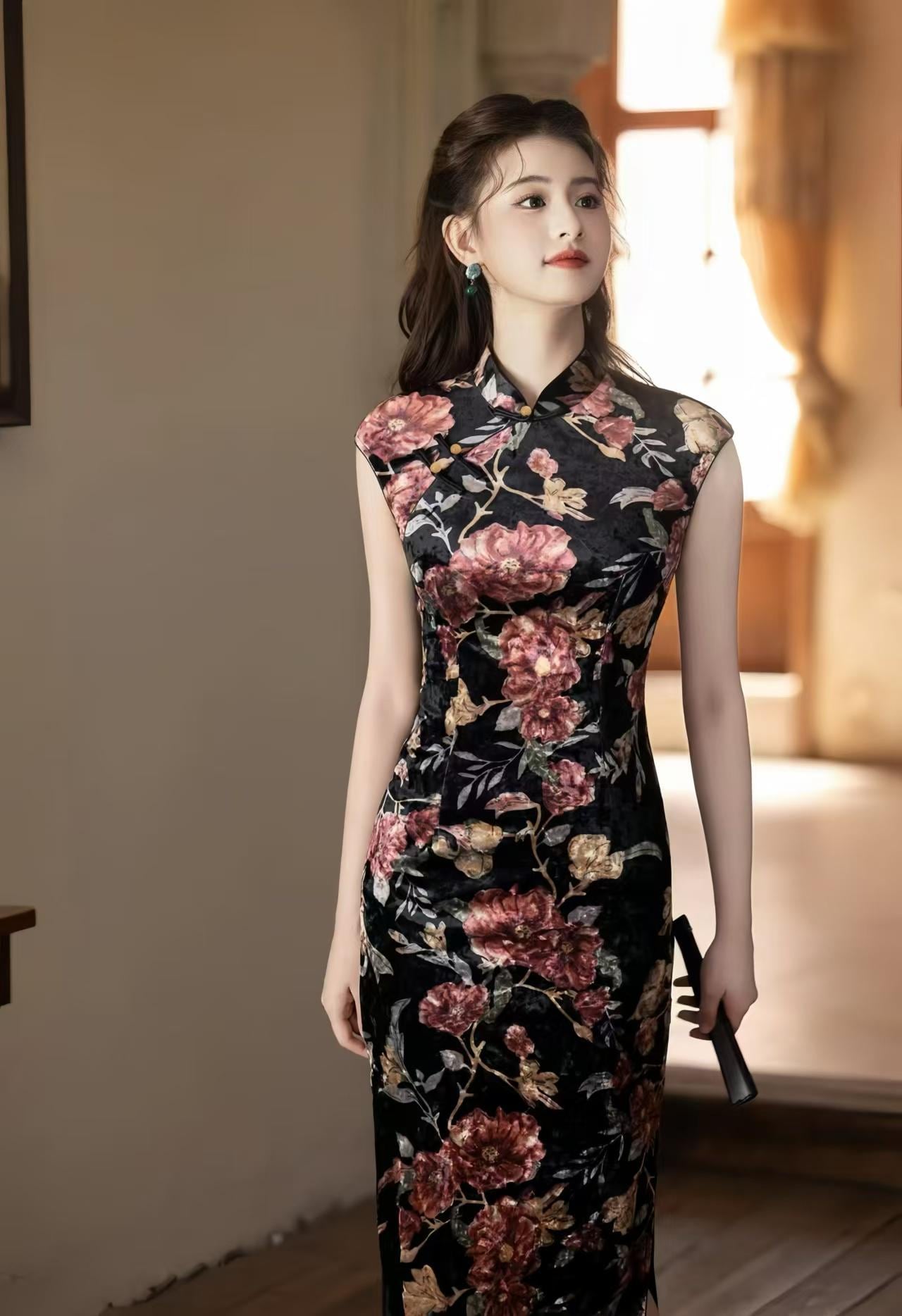 Black velvet qipao, floral print cheongsam, sleeveless Chinese dress, elegant vintage dress, autumn winter dress, gift