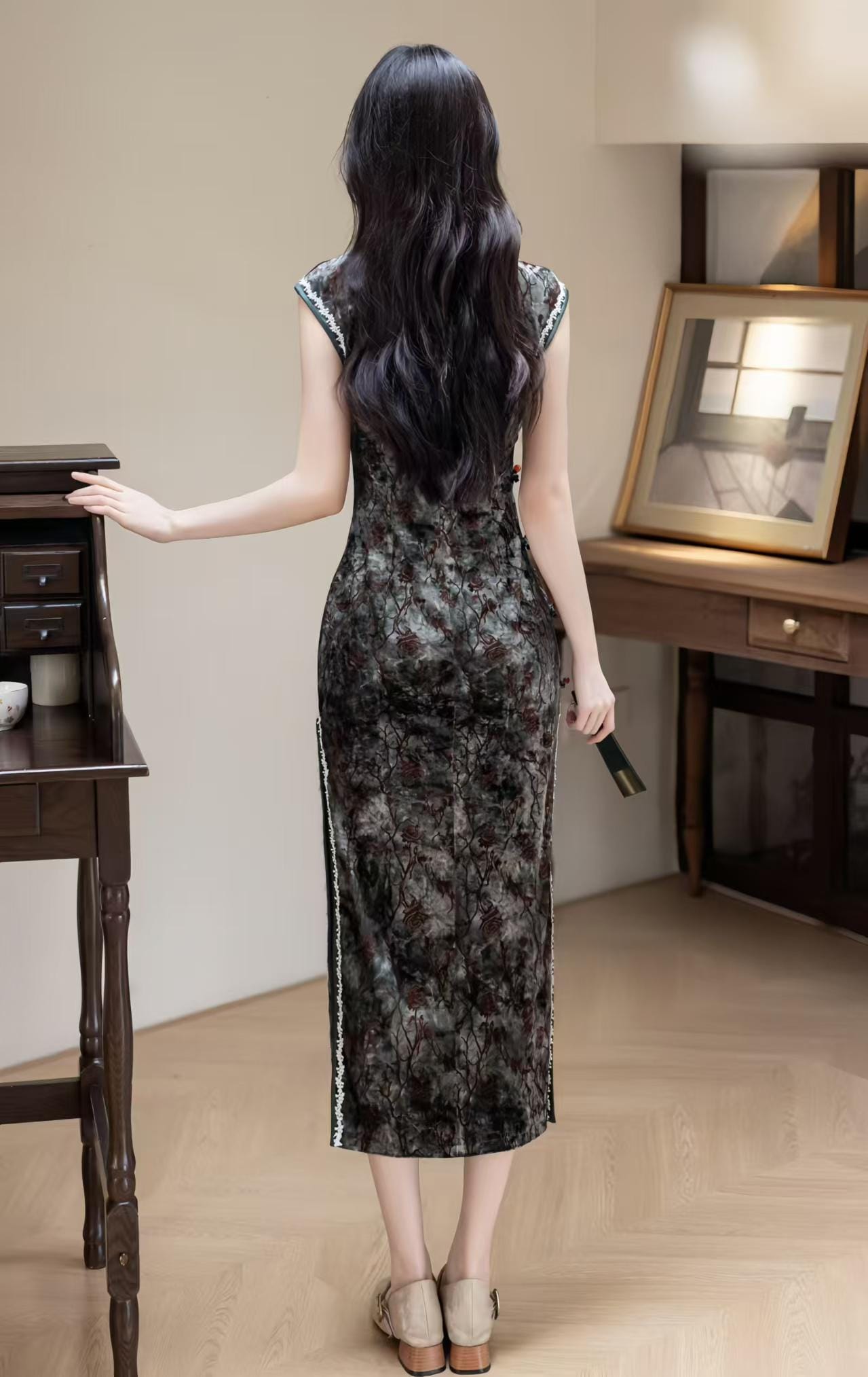 Green Velvet Qipao, Elegant Chinese Long Gown, Vintage Floral Midi Dress, Oriental Party Outfit, Asian Evening Dress, Winter Cheongsam Dress