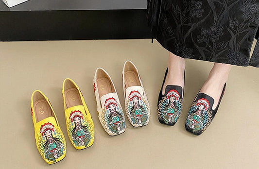 Golden Chinese flat shoes, lotus embroidered loafers, retro embroidered flats, cultural gift for mom, oriental vintage shoes