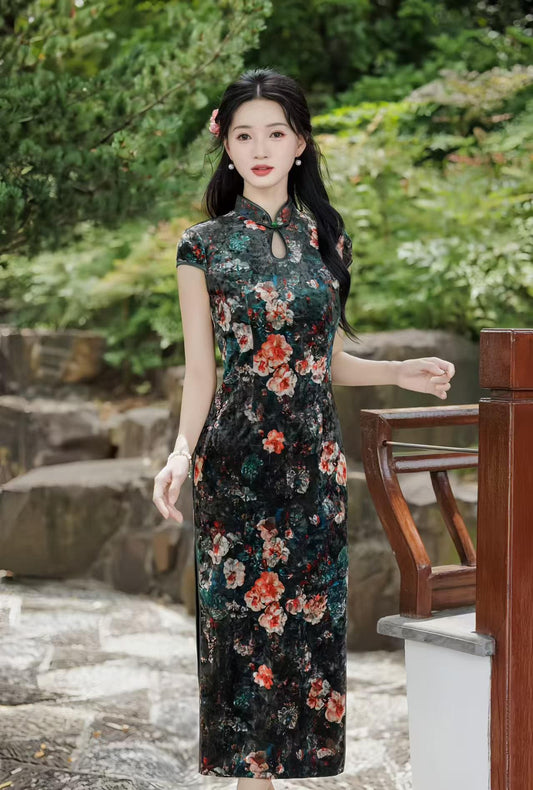 Floral Velvet Qipao Dress, Vintage Black Cheongsam with Colorful Flowers, Elegant Autumn Old Money Style, Gift for Her