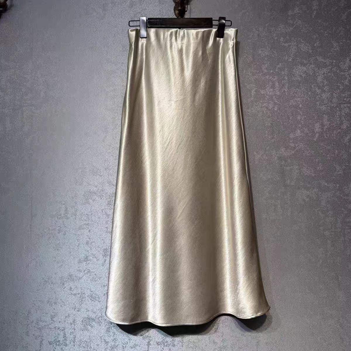 Falda Midi de Raso de Seda, Falda de Acetato con Dobladillo de Sirena, Elegante Maxi Falda Minimalista, Falda Estilo Parisino Intemporal