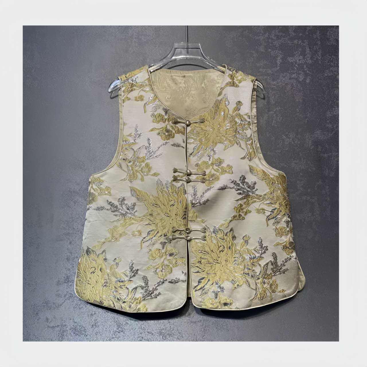 Chaleco Brocado Oro, Chaleco Hanfu Moderno,Chaleco de nuevo estilo,Primavera Verano,Regalo Único para Ella,Trabajo diario/Ceremonia del té