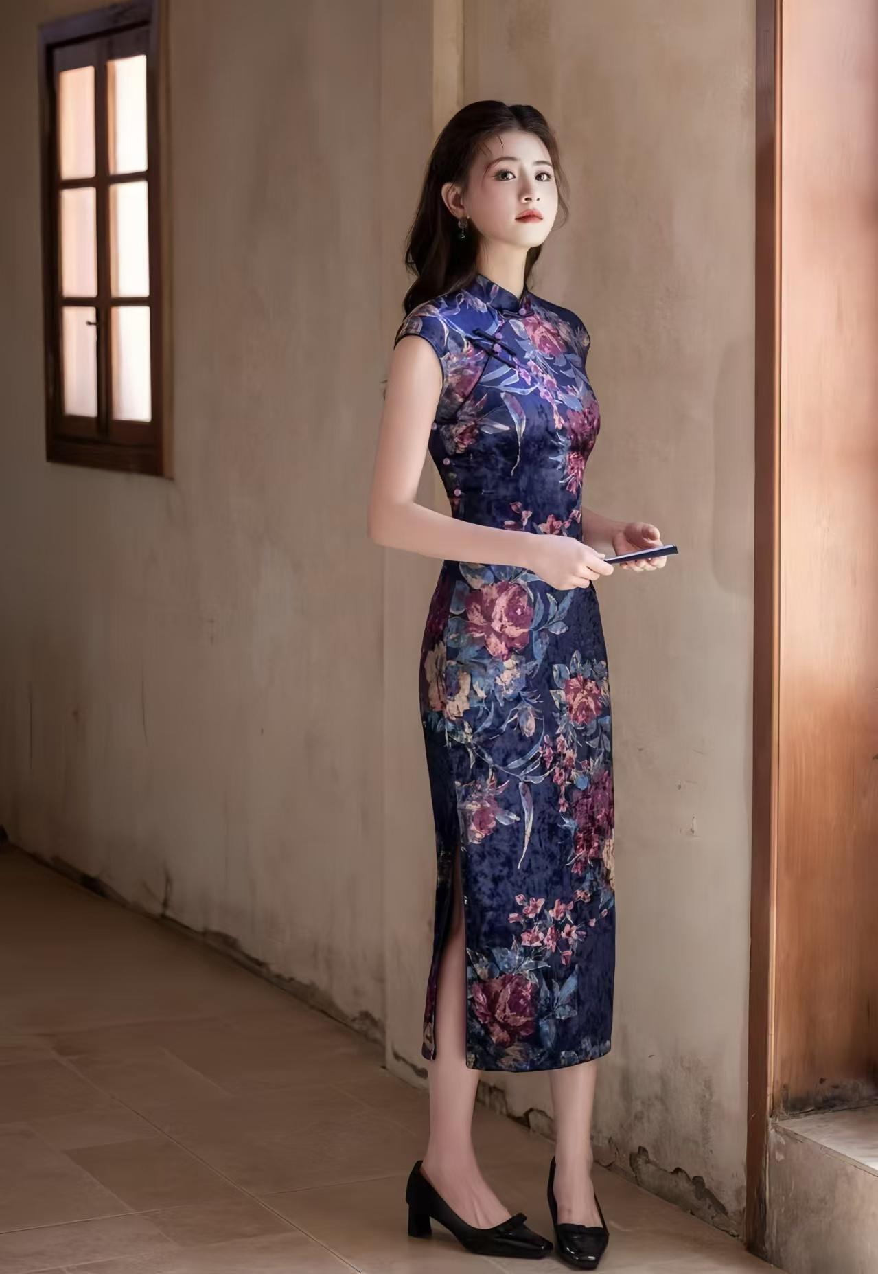 Velvet Qipao Dress, Blue Floral Cheongsam, Elegant Long Chinese Dress, Autumn Winter Evening Dress, Vintage Oriental Party Dress