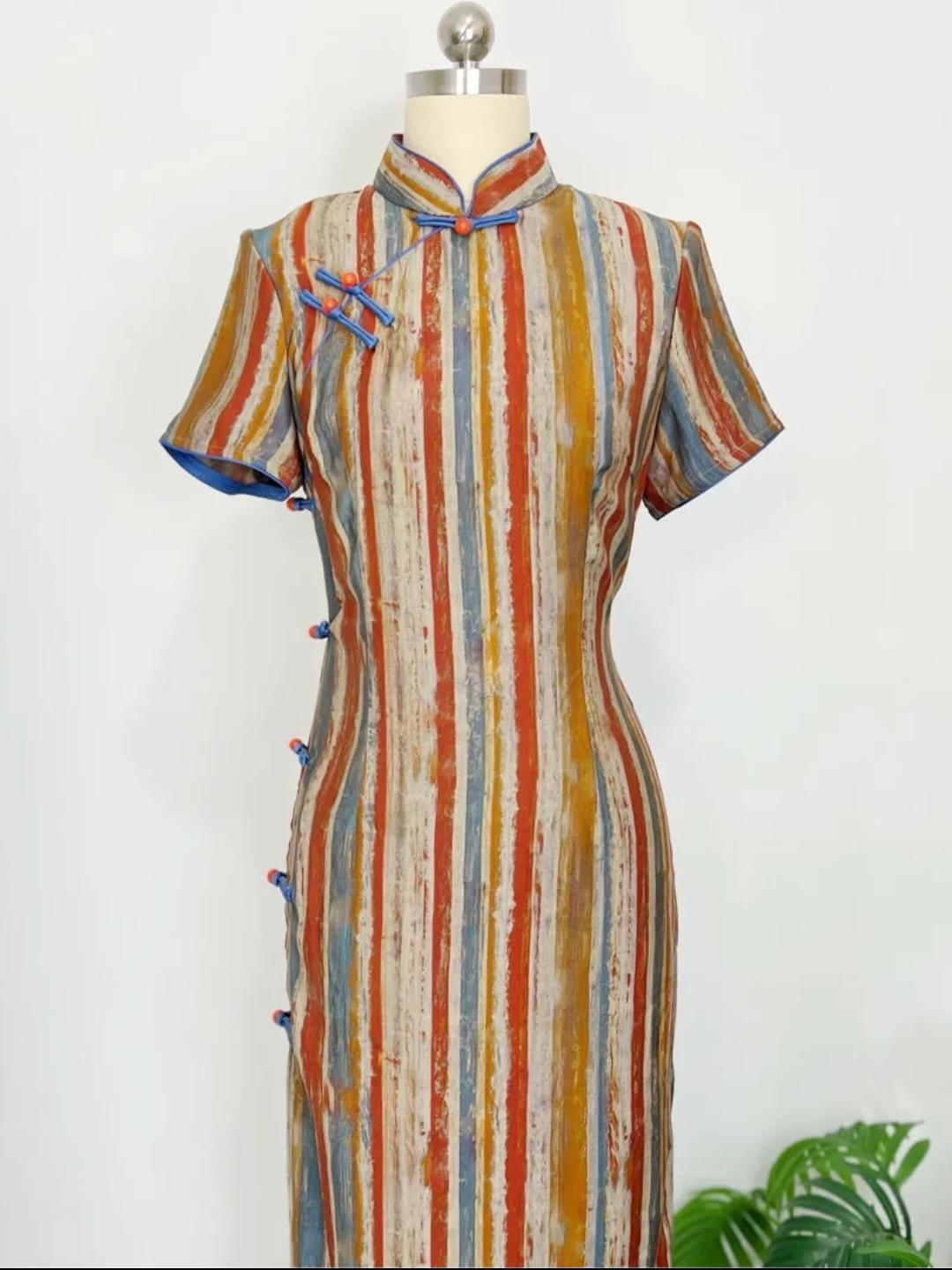 Women's Elegant Silk Qipao Cheongsam Dress – additional product view