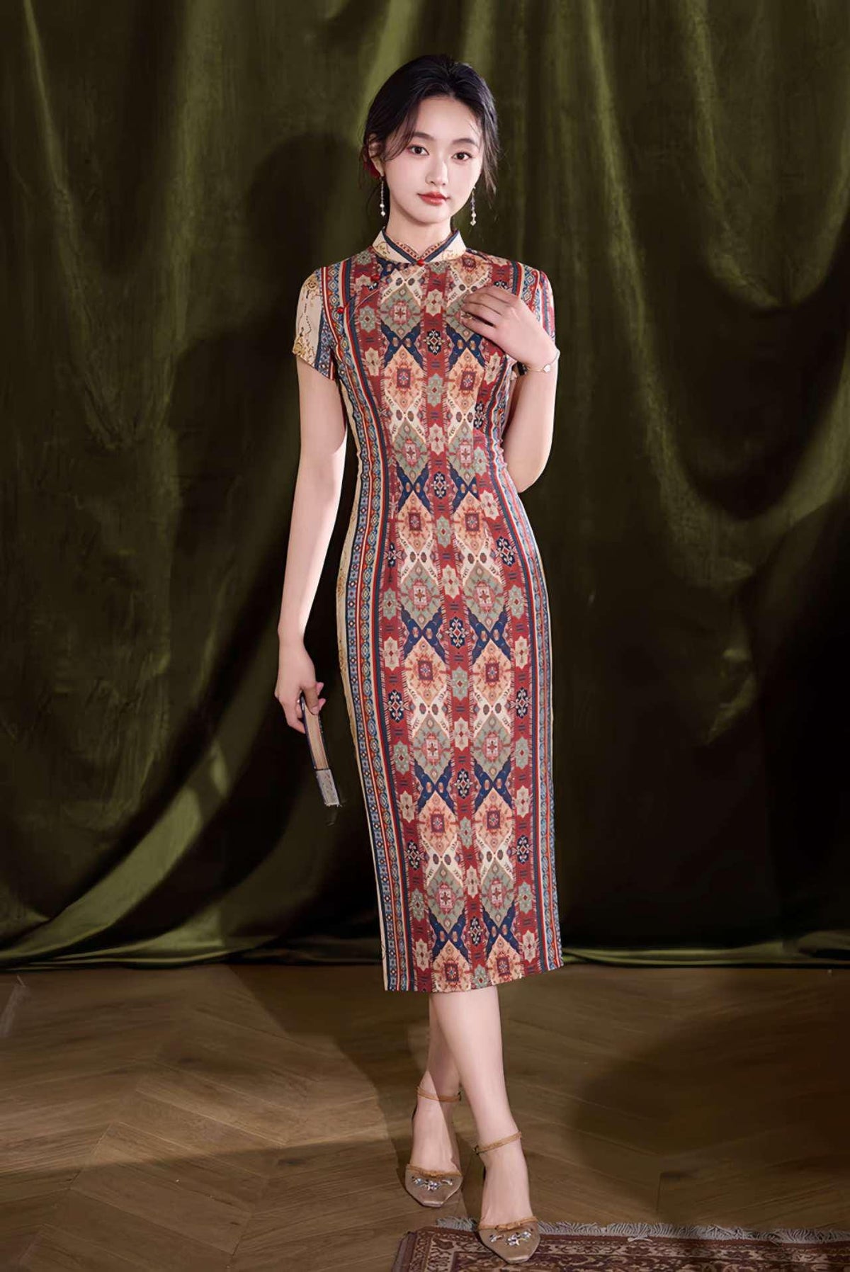 Vintage Chinese Qipao Dress for Tea Ceremony