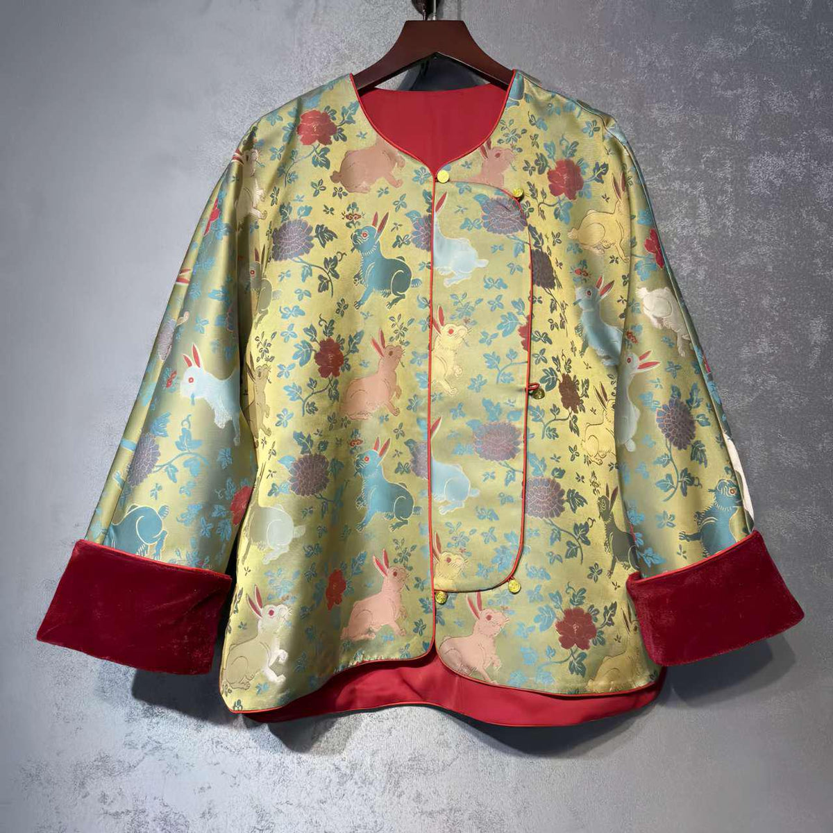 Women's Vintage Silk Chinese Tang Jacket – additional product view