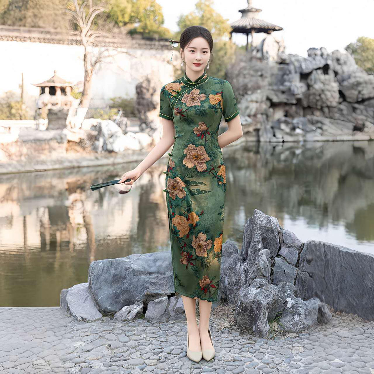 Green Floral Silk Qipao Dress – additional product view