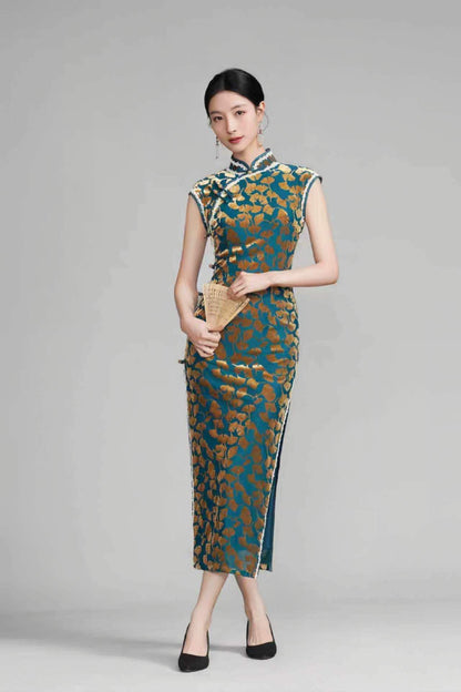 Women's Green Floral Velvet Qipao Cheongsam Dress – Embroidered