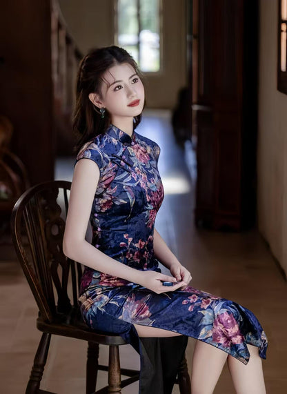 Women's Blue Floral Velvet Qipao Cheongsam Dress – Maxi – additional product view