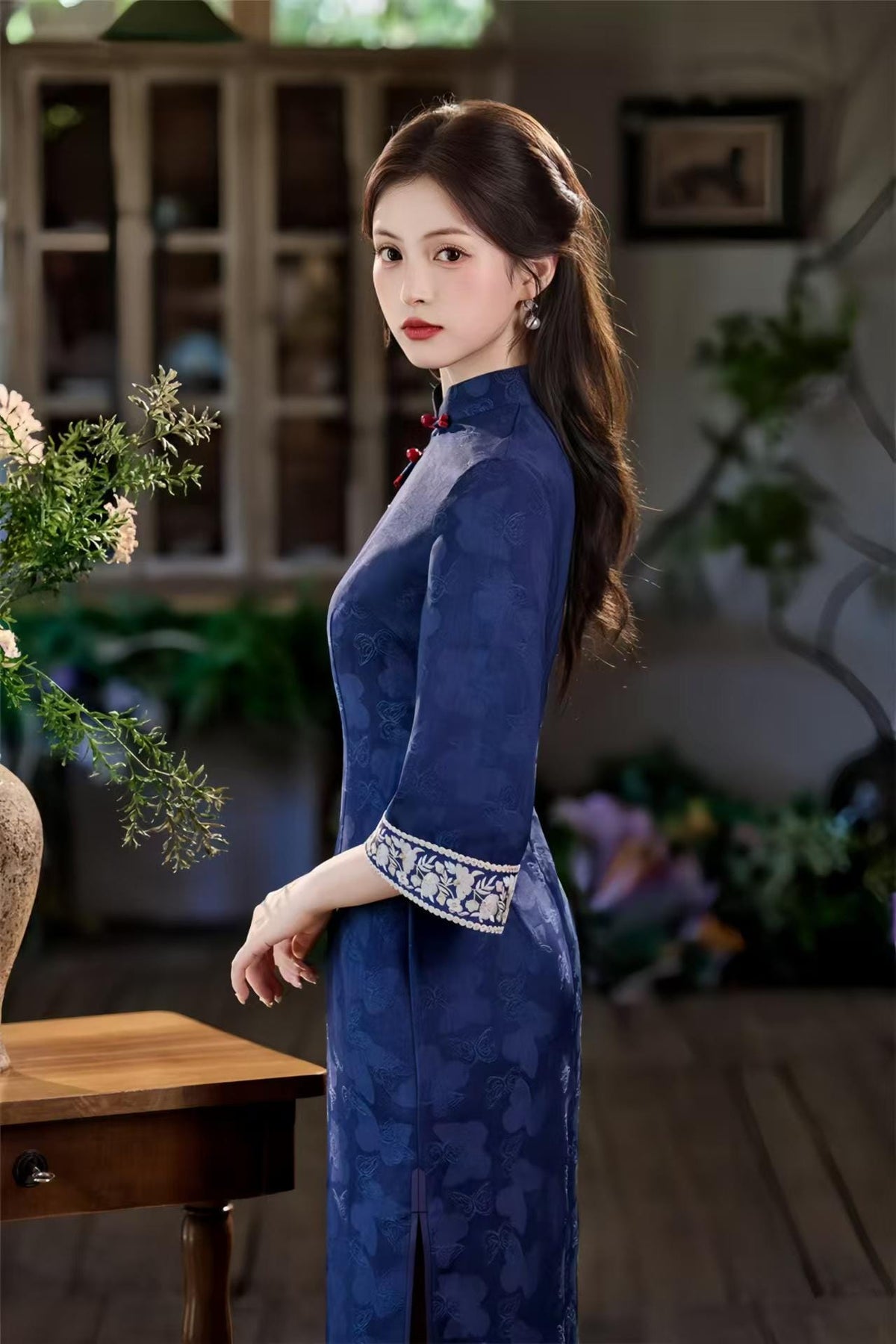 Women's Embroidered Qipao Cheongsam Dress – Jacquard Mandarin Collar – additional product view