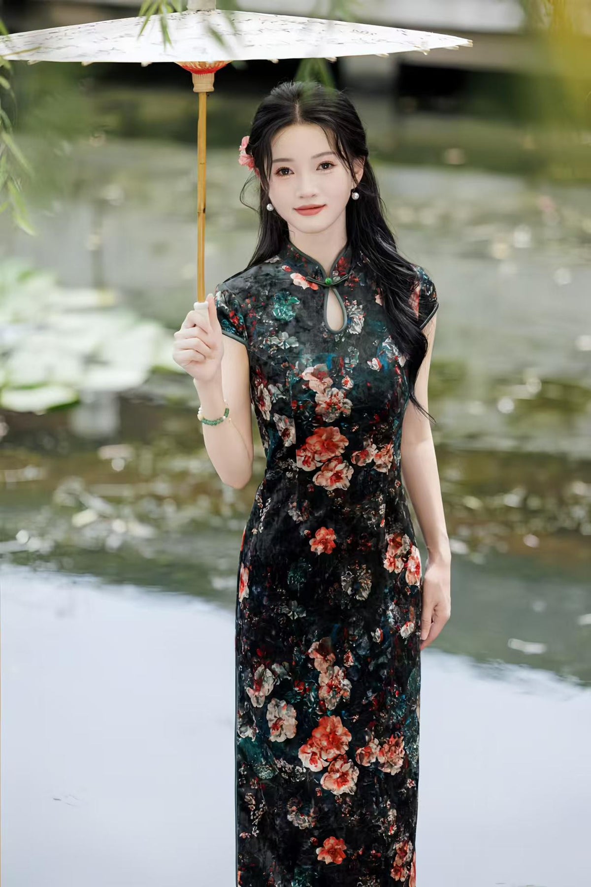 Women's Black Floral Velvet Qipao Cheongsam Dress – additional product view