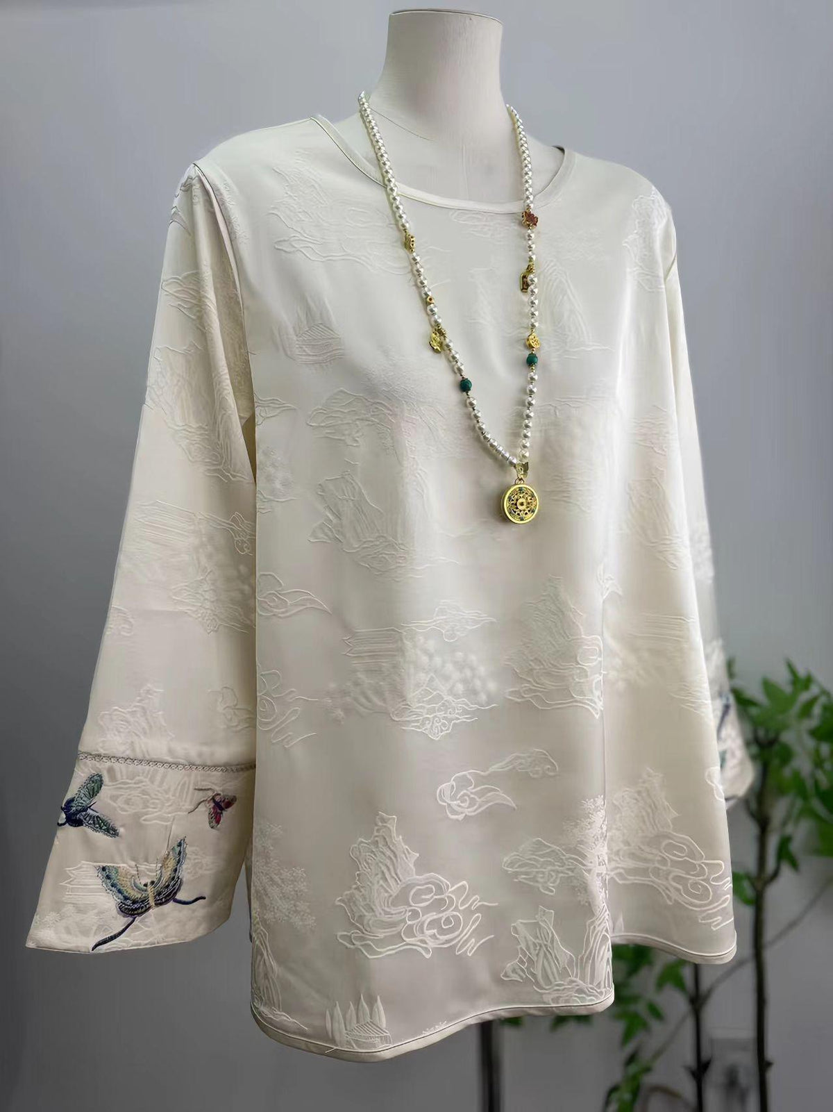 Women's Jacquard Silk Chinese Style Blouse – Landscape Print – additional product view