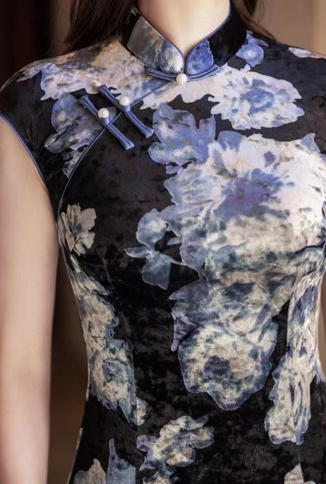 Women's Blue Floral Velvet Qipao Cheongsam Dress – additional product view