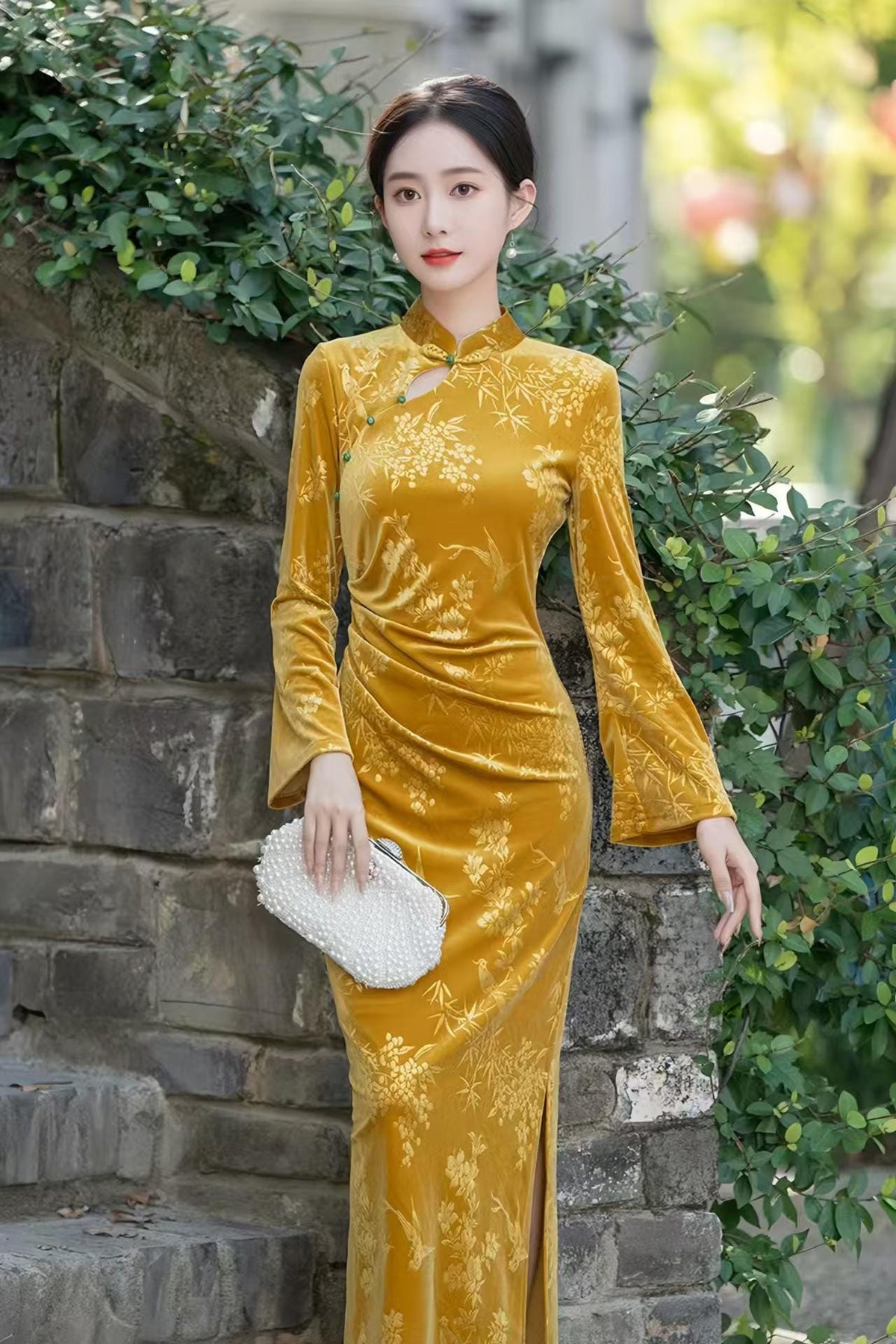 Women's Gold Jacquard Velvet Qipao Cheongsam Dress
