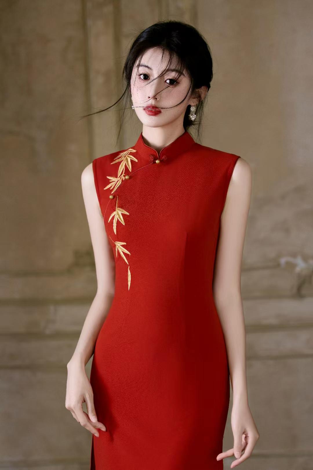 Women's Embroidered Satin Qipao Cheongsam Dress – Mandarin Collar – additional product view