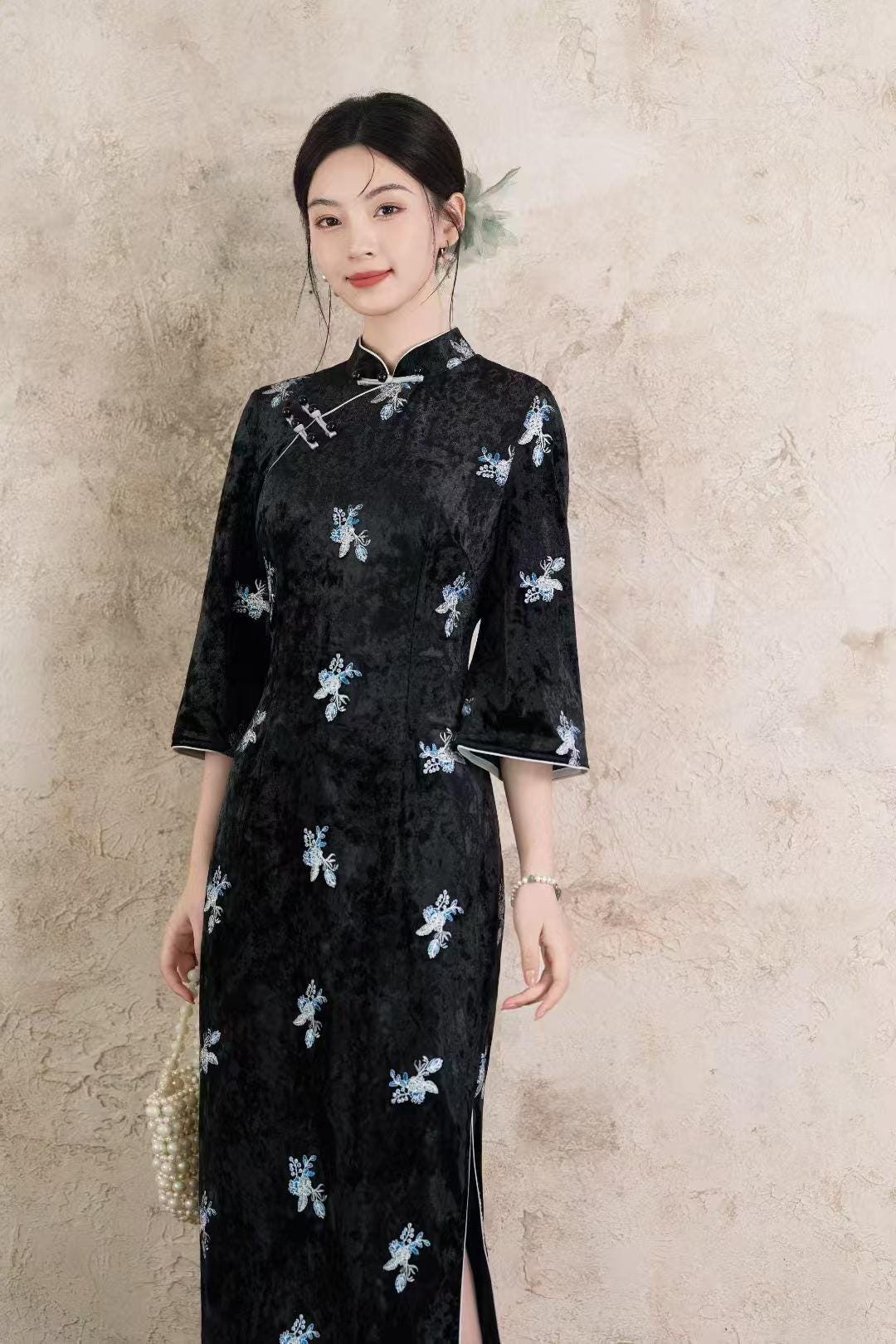 Women's Black Embroidered Velvet Qipao Cheongsam Dress – additional product view