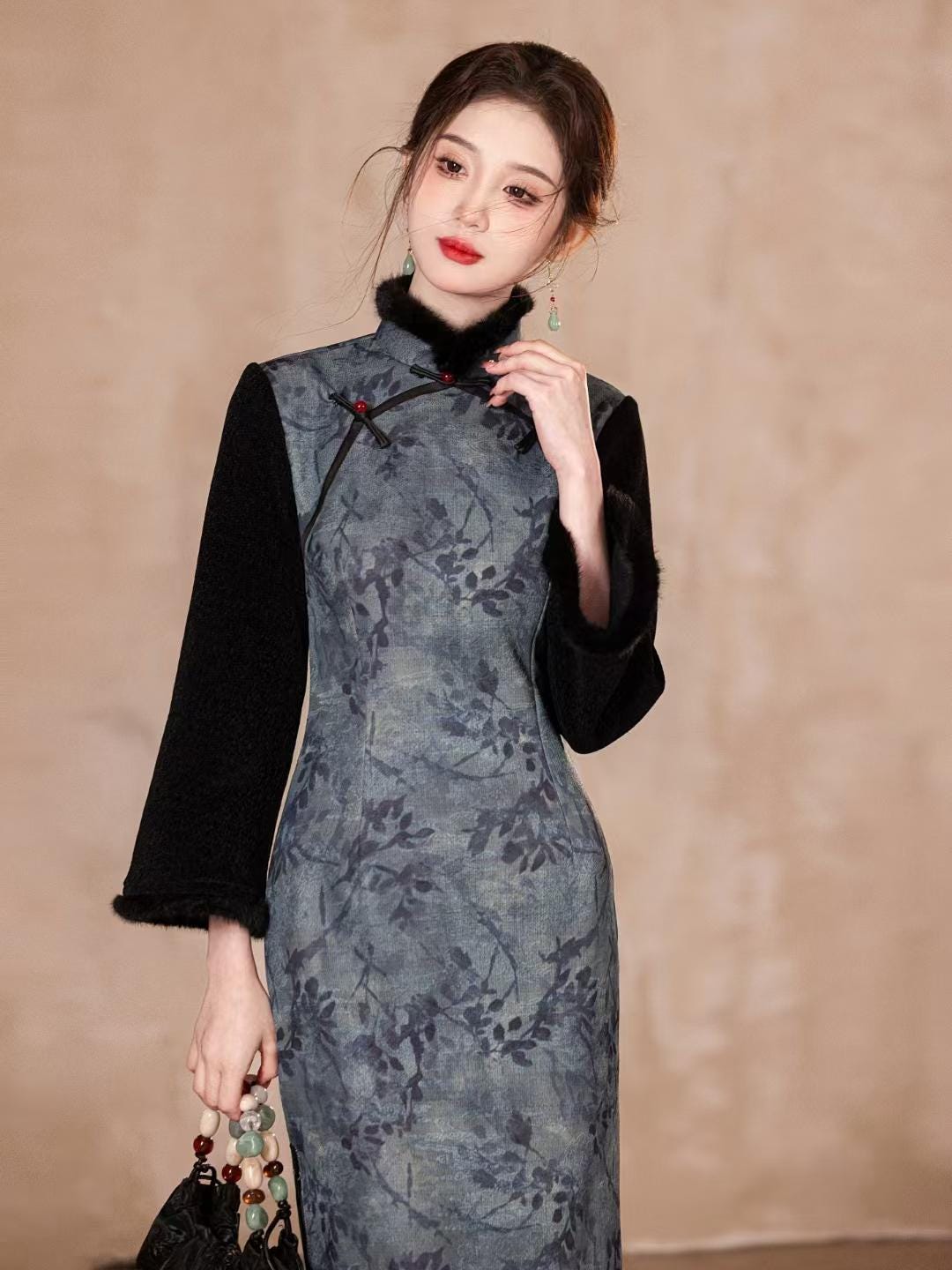 Women's Vintage Silk Qipao Cheongsam Dress – Gray Printed Long Sleeve High Collar – additional product view